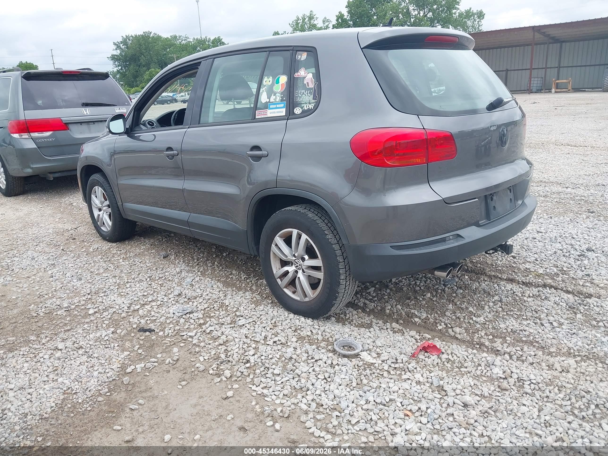 2014 Volkswagen Tiguan S Gray vin: WVGAV3AX8EW541087
