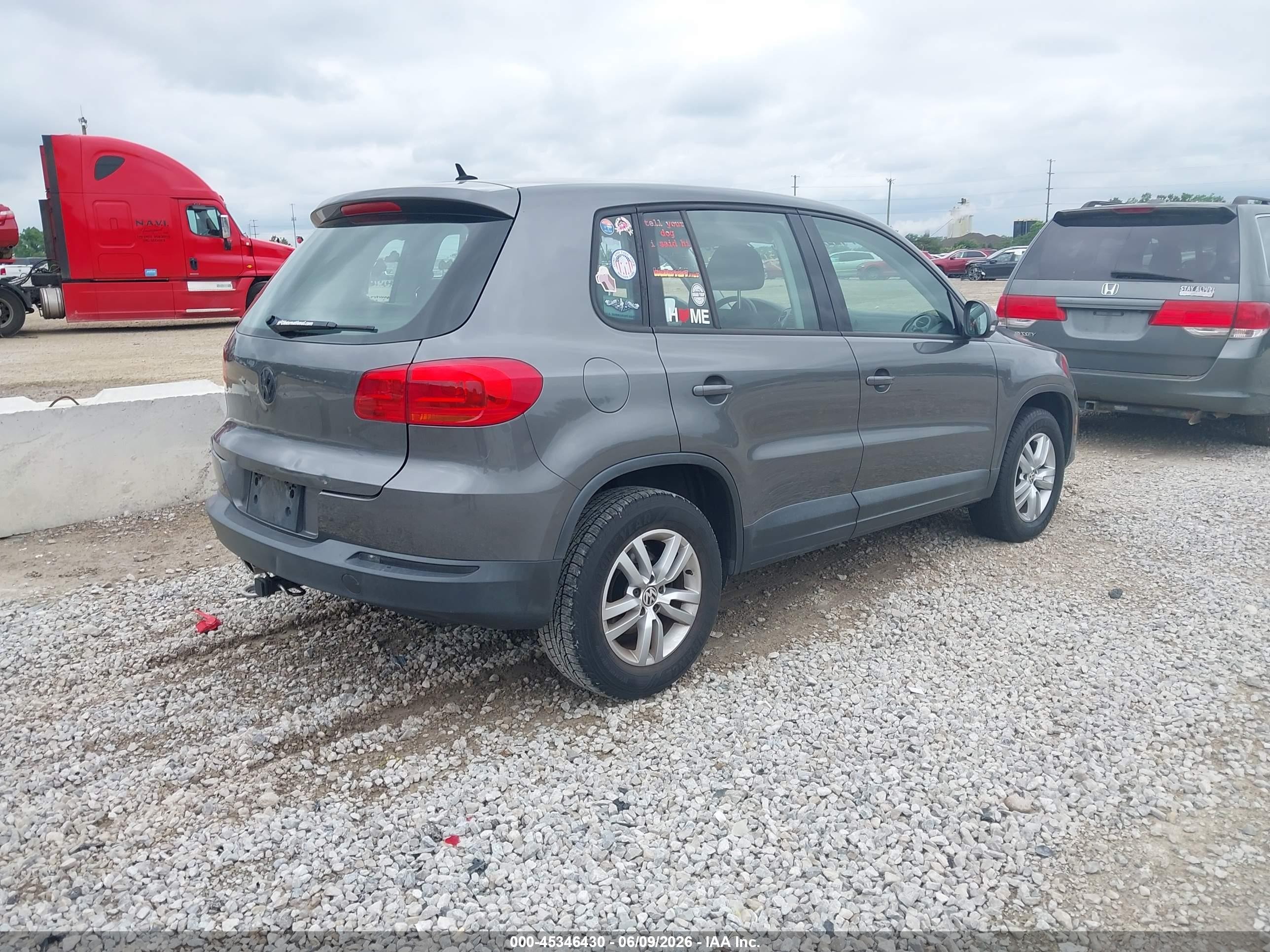 2014 Volkswagen Tiguan S Gray vin: WVGAV3AX8EW541087