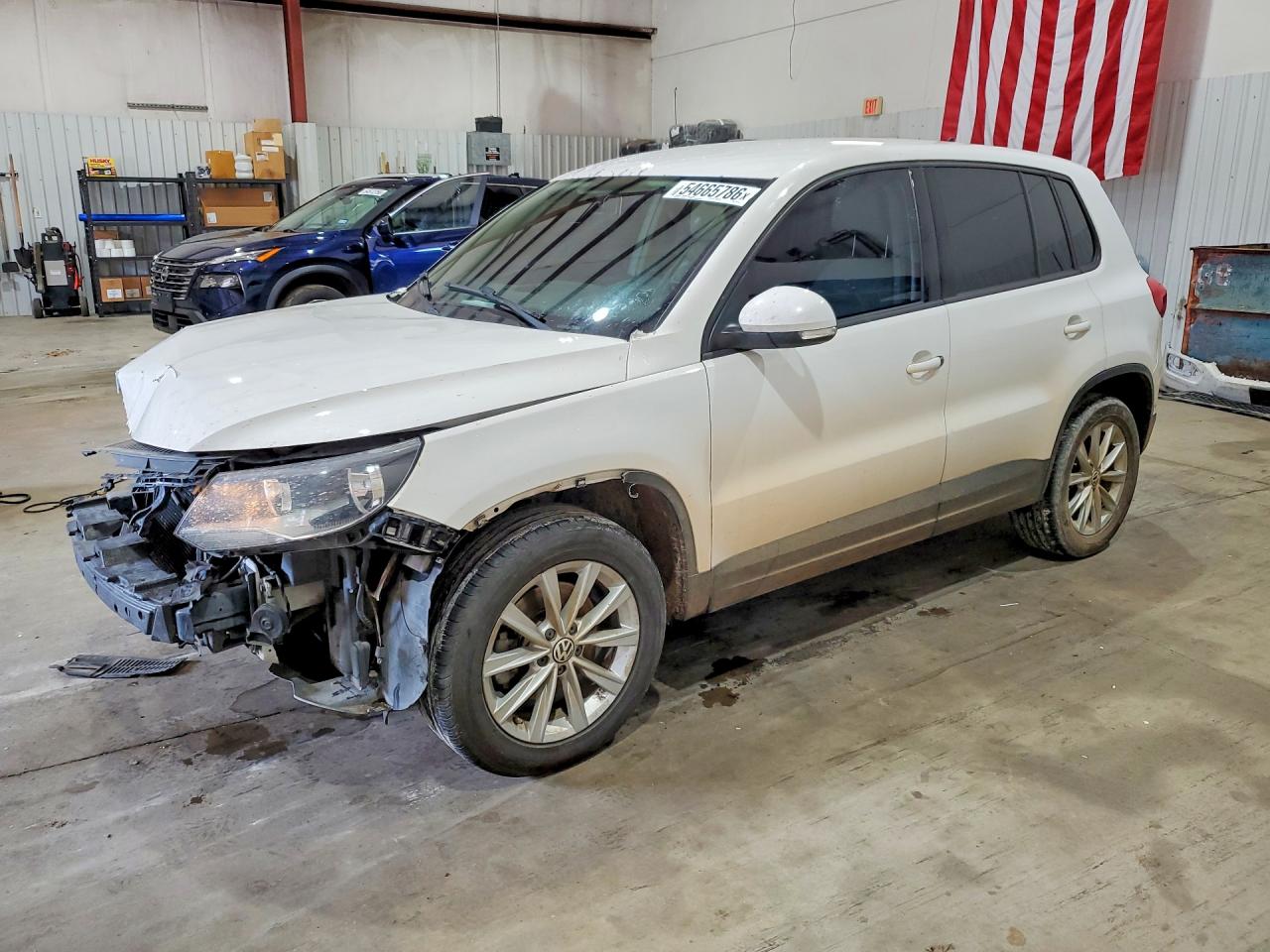2014 Volkswagen Tiguan S White vin: WVGAV3AX8EW541770