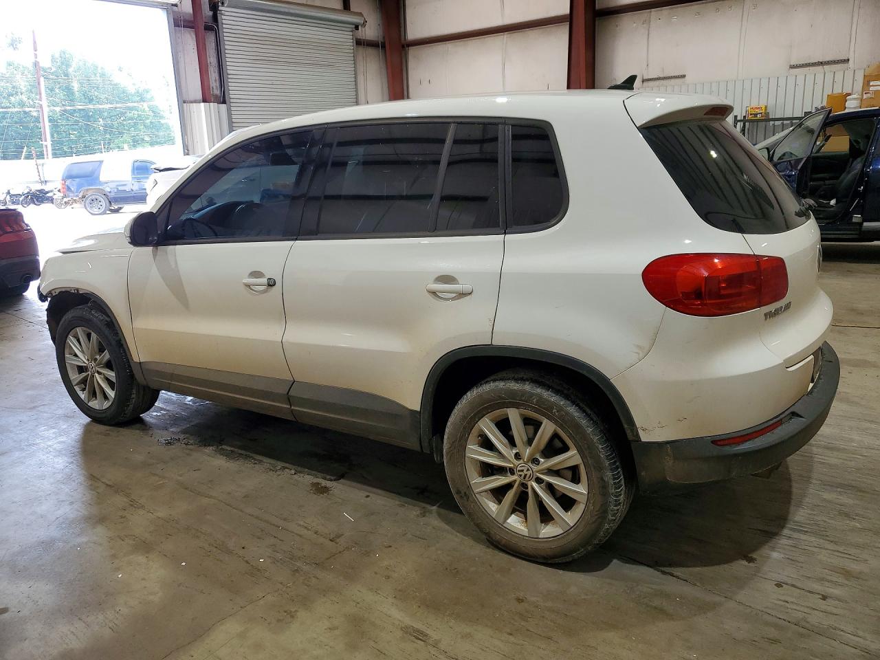 2014 Volkswagen Tiguan S White vin: WVGAV3AX8EW541770