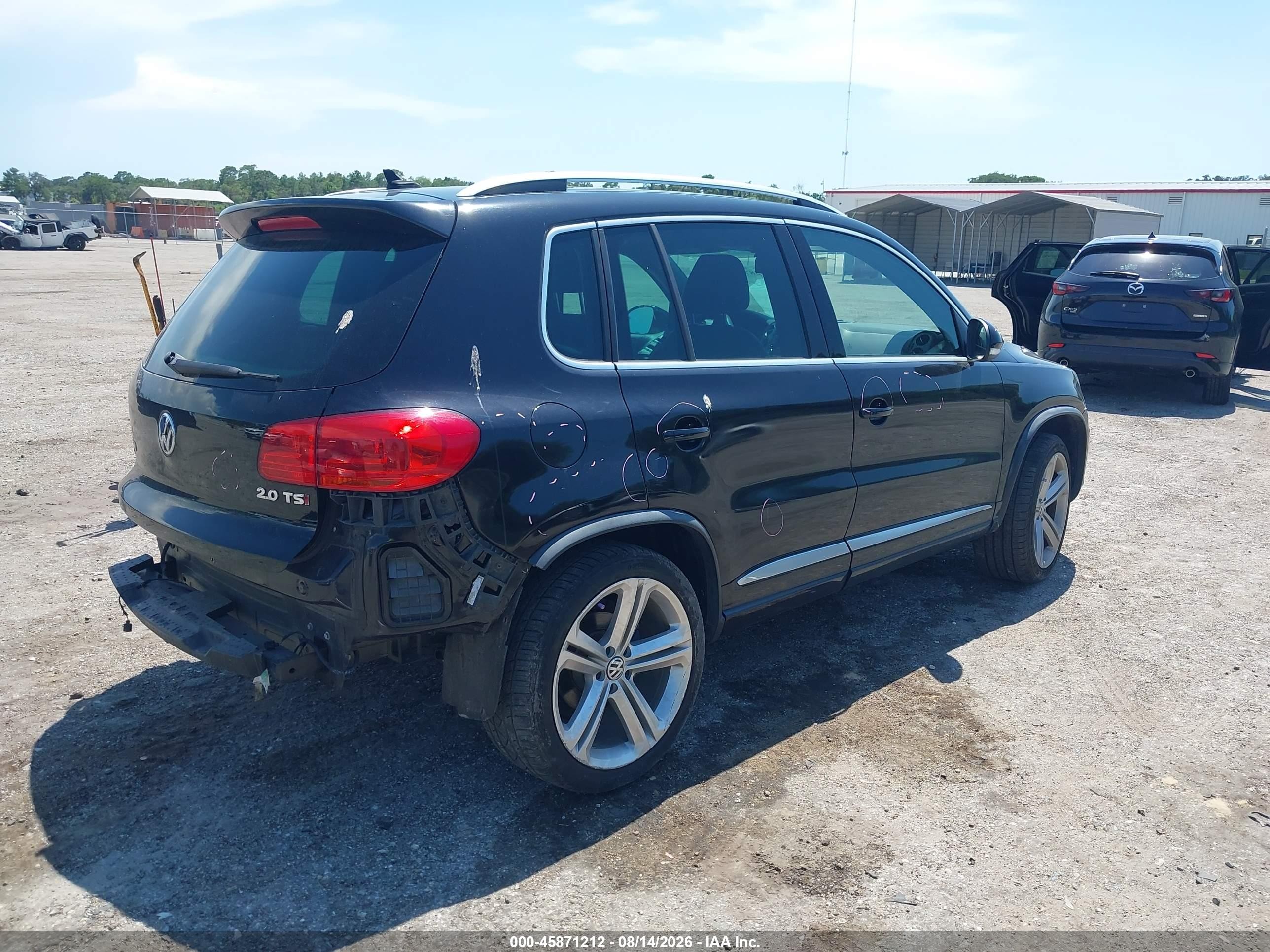 2014 Volkswagen Tiguan R-line Black vin: WVGAV3AX8EW560609