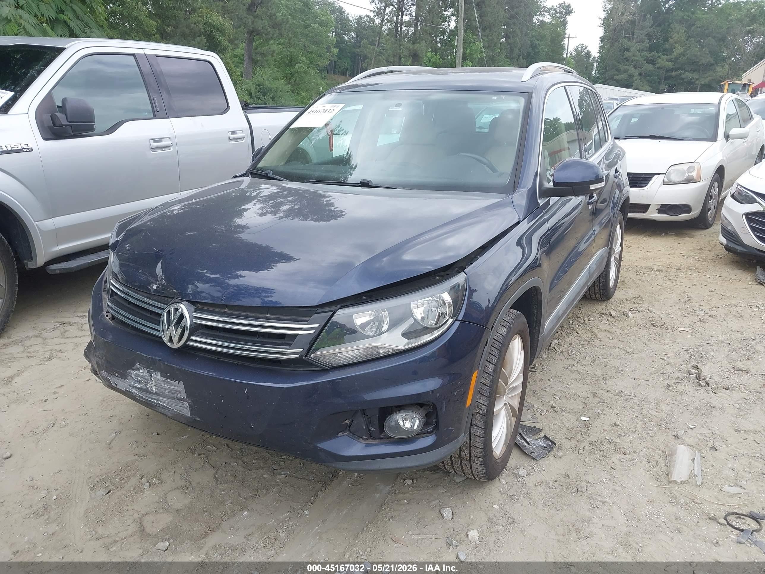 2014 Volkswagen Tiguan Se Blue vin: WVGAV3AX8EW624325