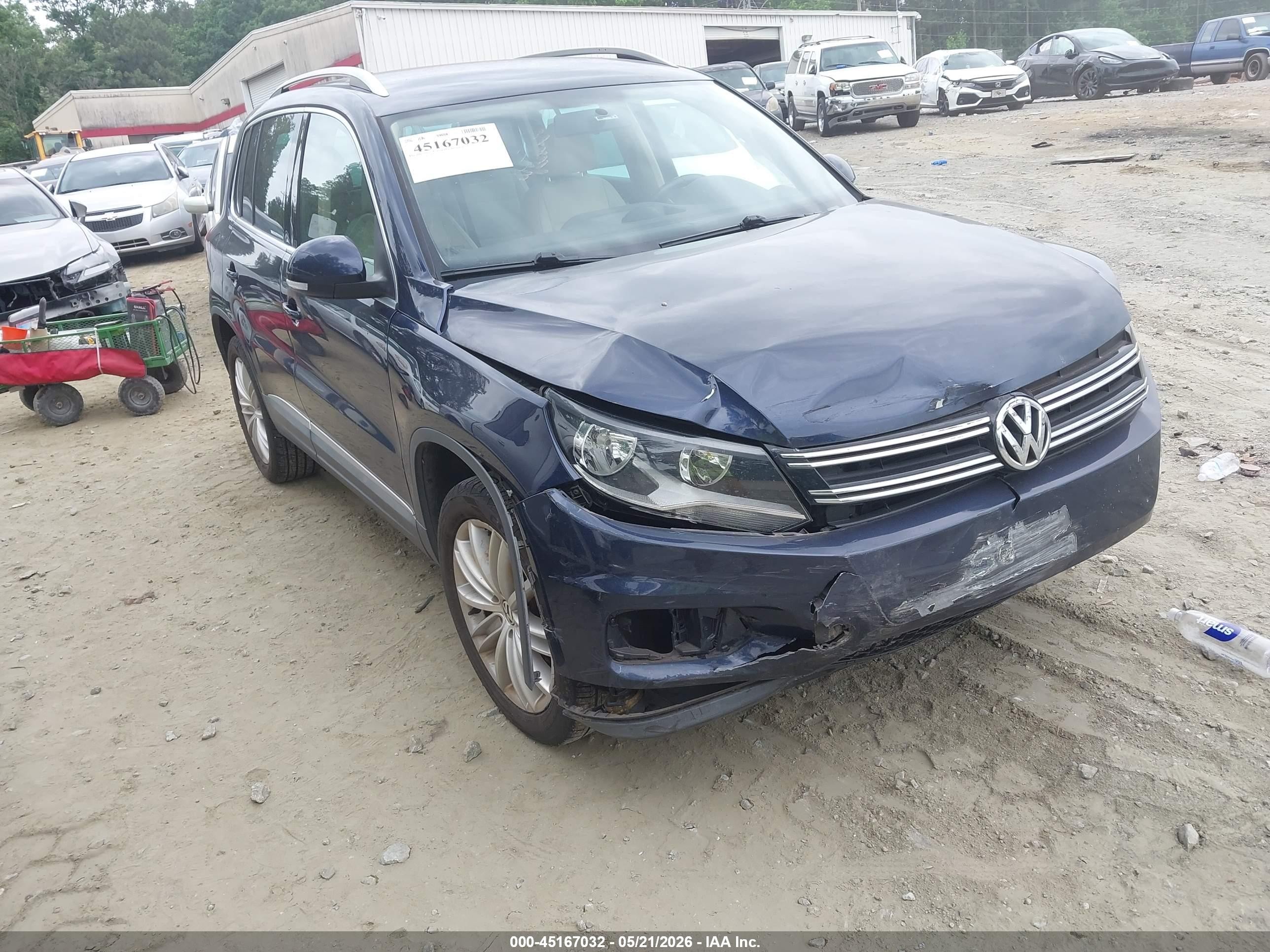 2014 Volkswagen Tiguan Se Blue vin: WVGAV3AX8EW624325