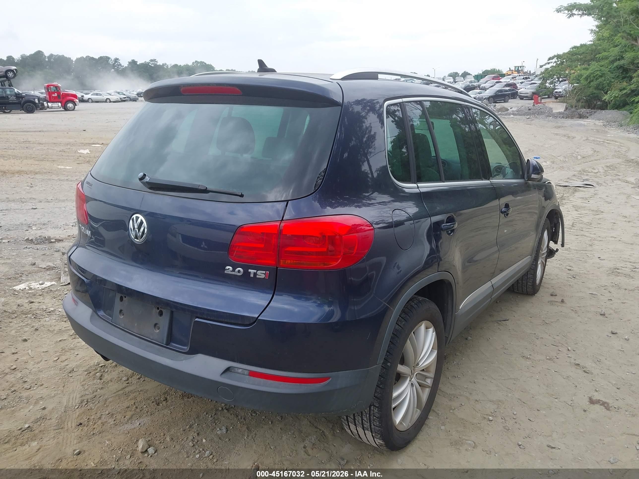 2014 Volkswagen Tiguan Se Blue vin: WVGAV3AX8EW624325