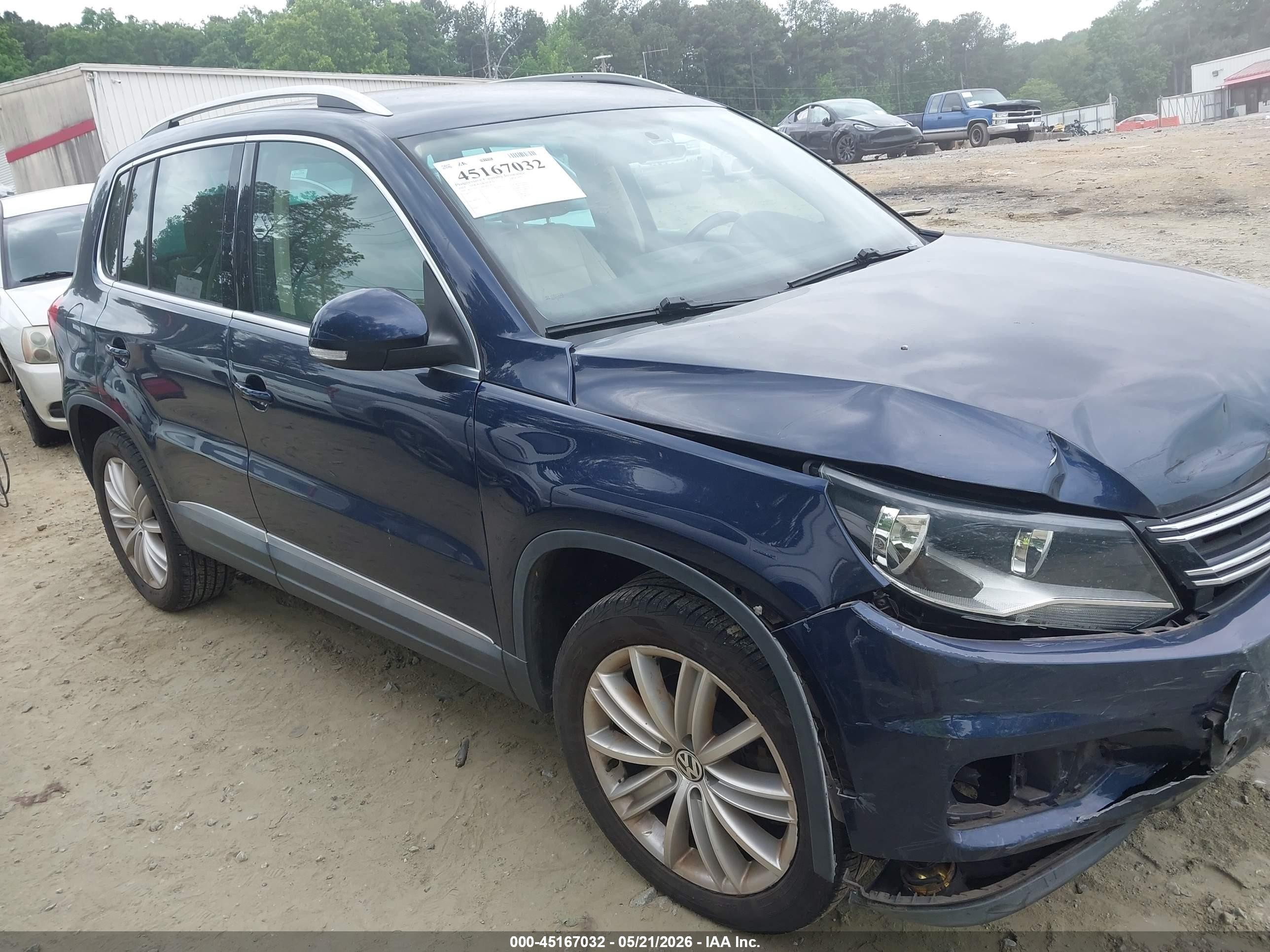 2014 Volkswagen Tiguan Se Blue vin: WVGAV3AX8EW624325
