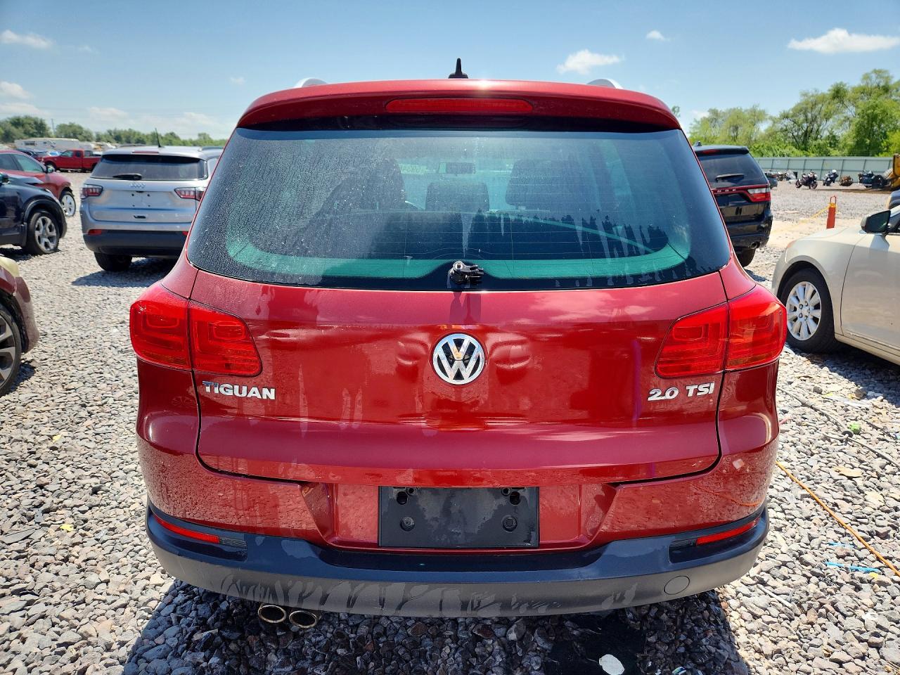 2013 Volkswagen Tiguan S Red vin: WVGAV3AX9DW085924