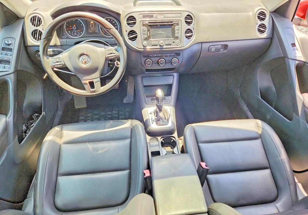 2013 Volkswagen Tiguan S Red vin: WVGAV3AX9DW085924