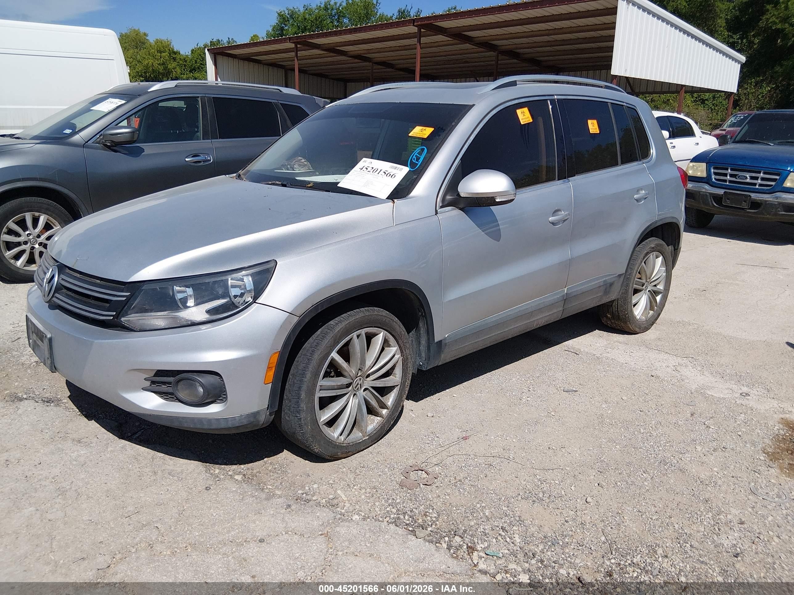 2013 Volkswagen Tiguan Se Silver vin: WVGAV3AX9DW562948
