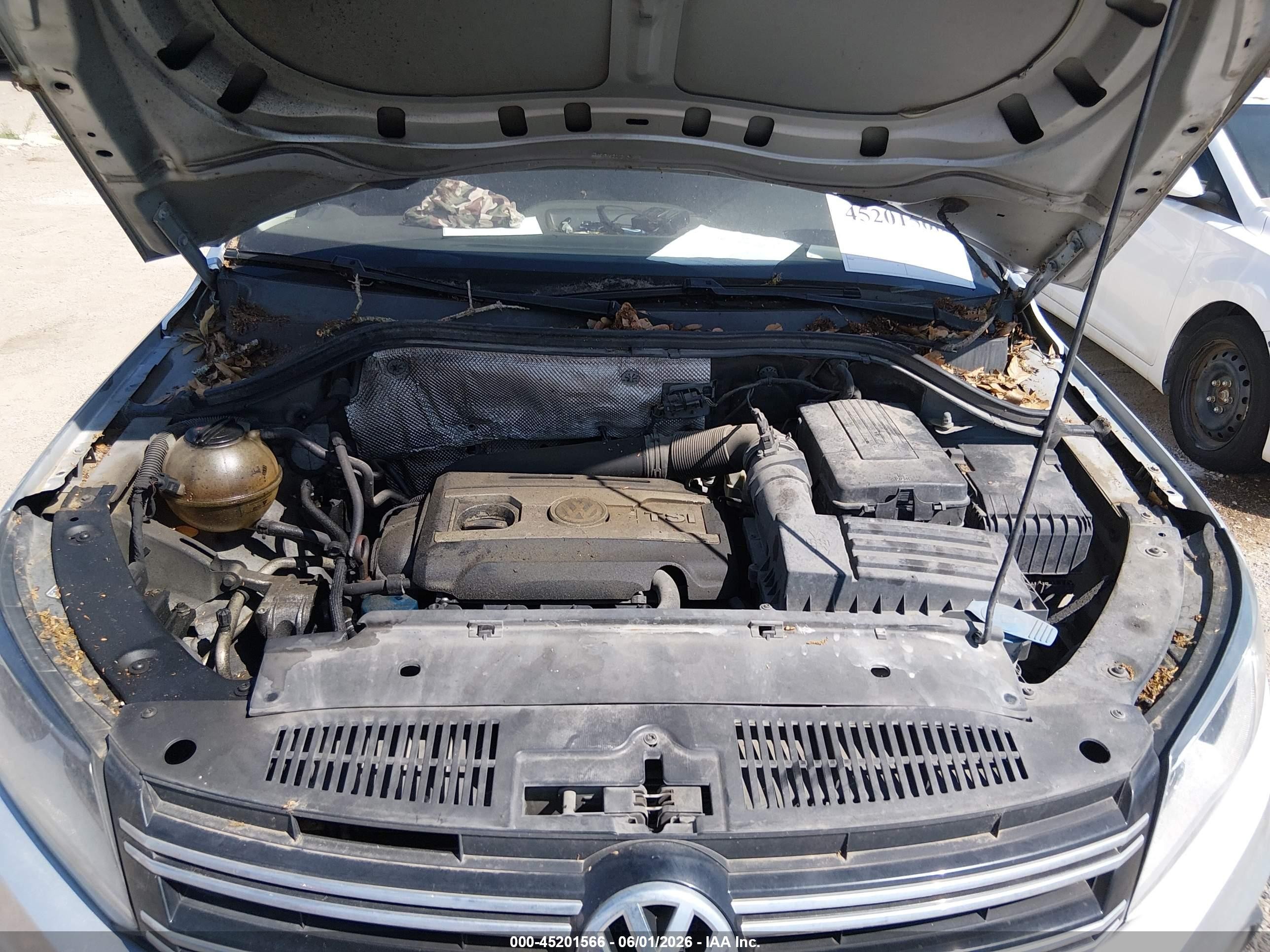 2013 Volkswagen Tiguan Se Silver vin: WVGAV3AX9DW562948