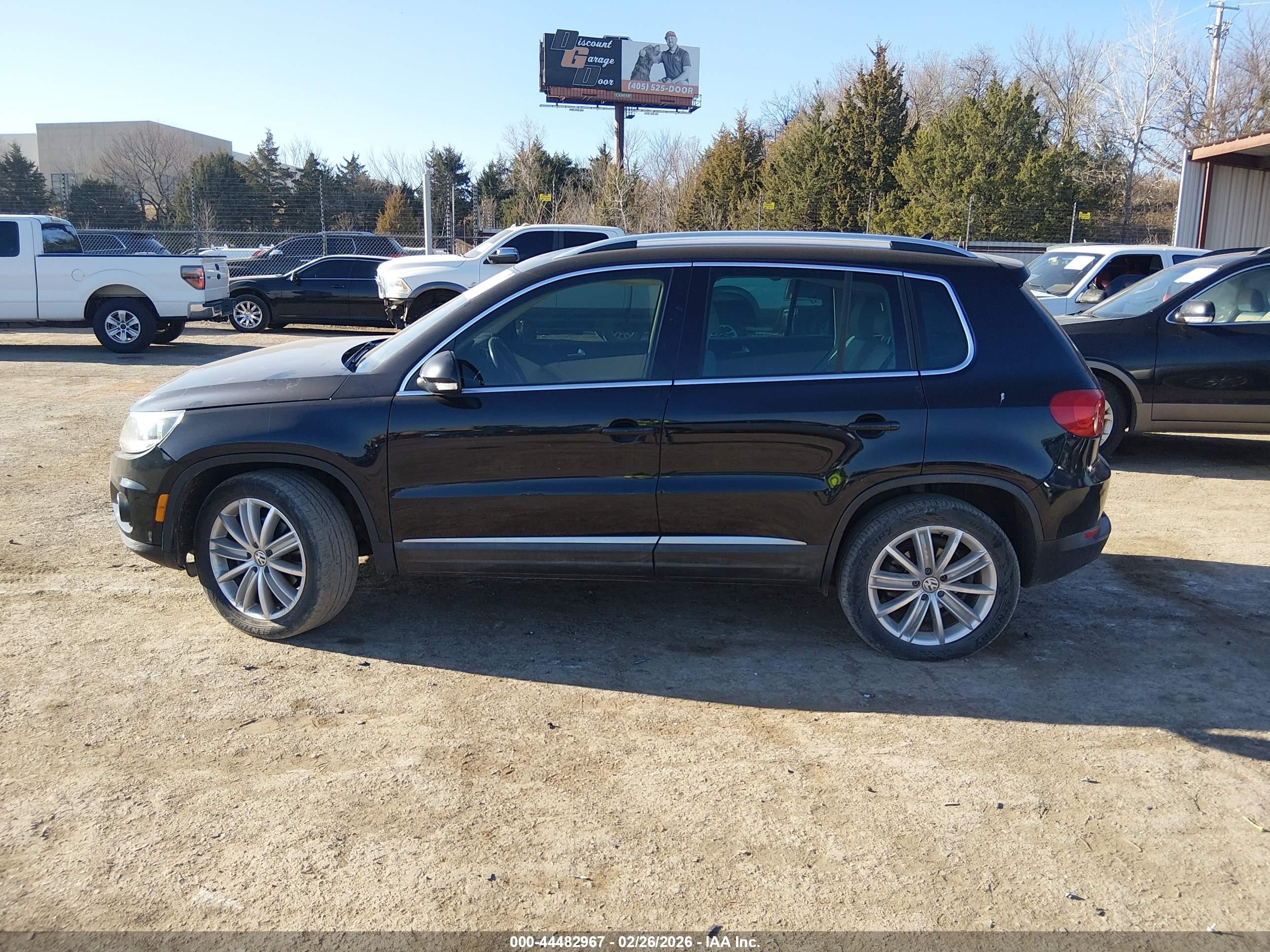 2013 Volkswagen Tiguan Se Black vin: WVGAV3AX9DW608505
