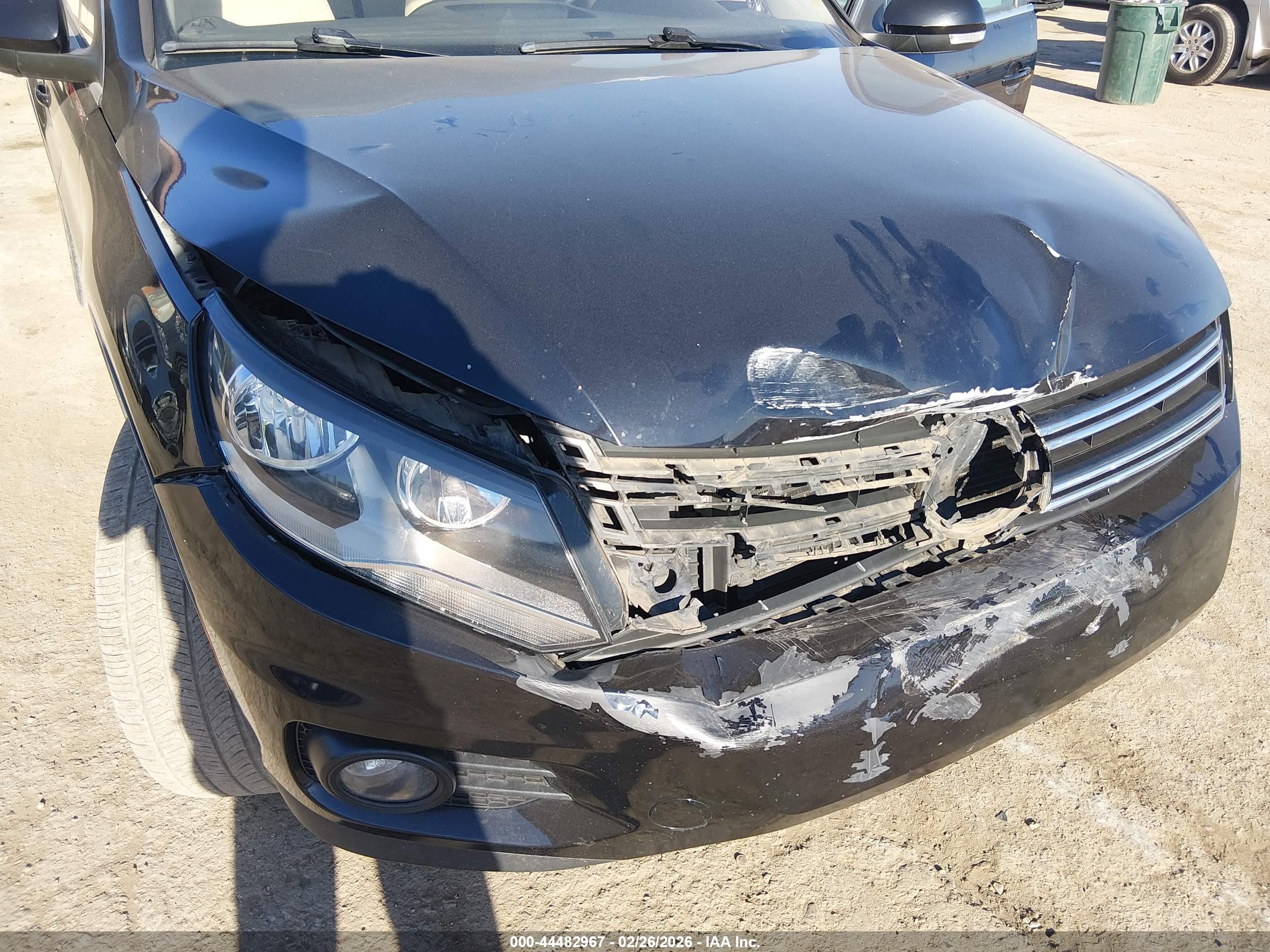 2013 Volkswagen Tiguan Se Black vin: WVGAV3AX9DW608505