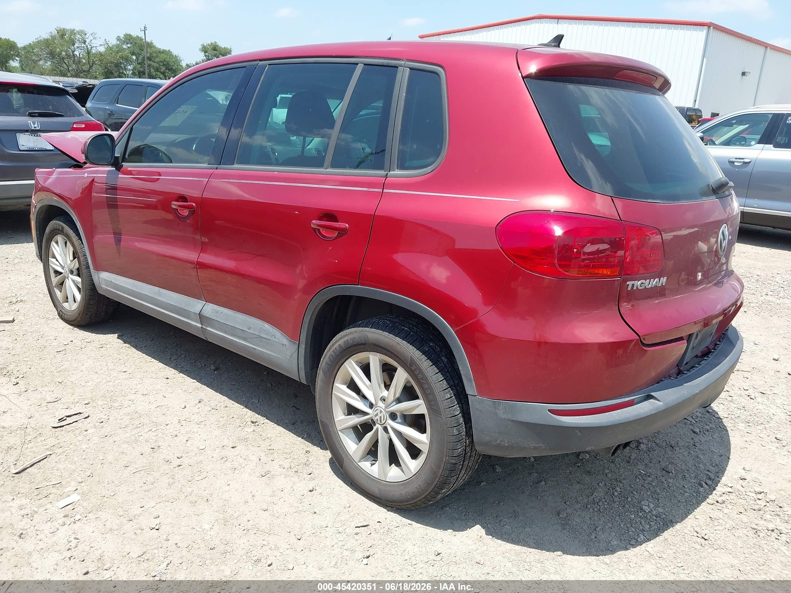 2014 Volkswagen Tiguan Se Maroon vin: WVGAV3AX9EW108569