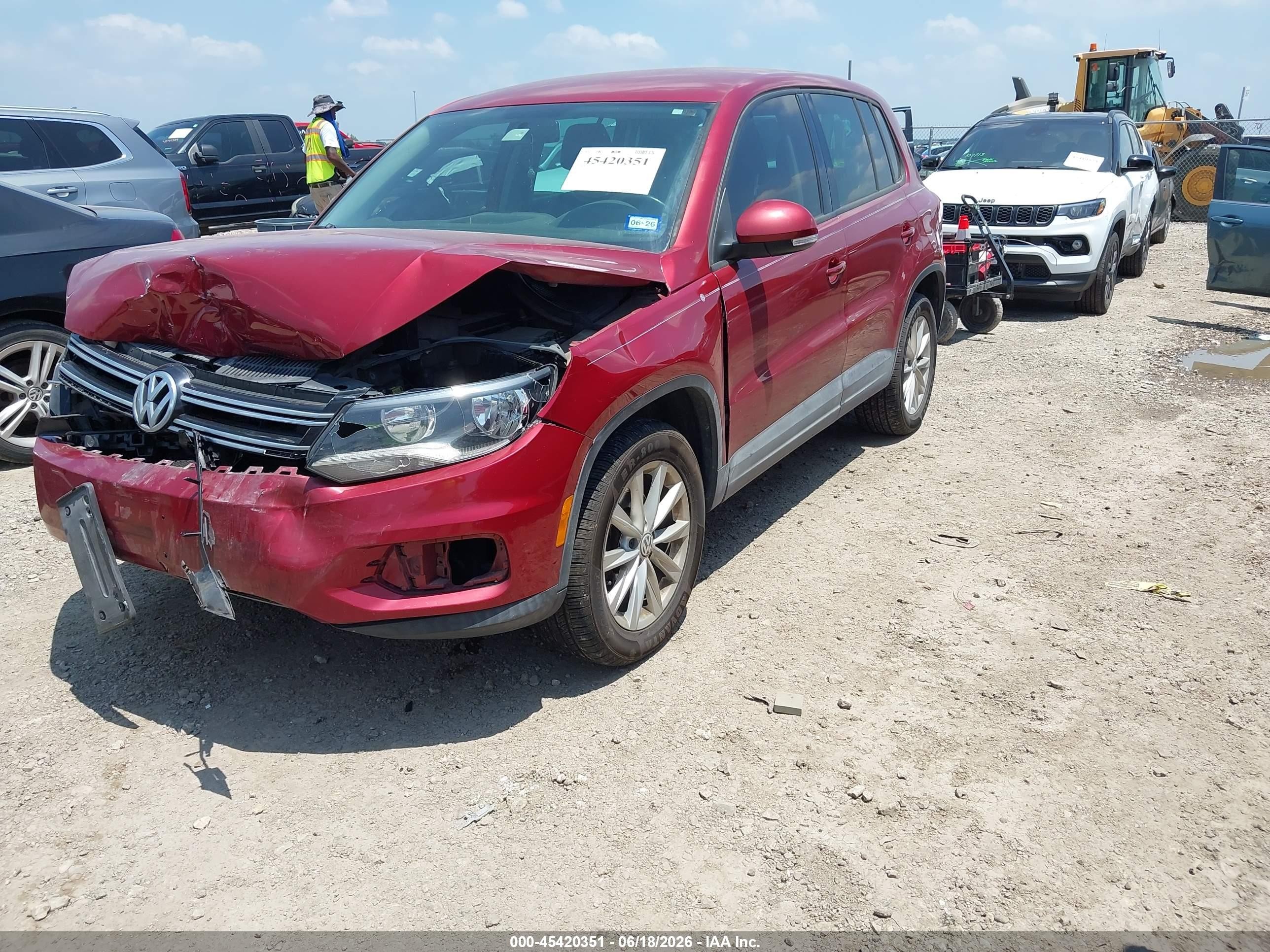 2014 Volkswagen Tiguan Se Maroon vin: WVGAV3AX9EW108569