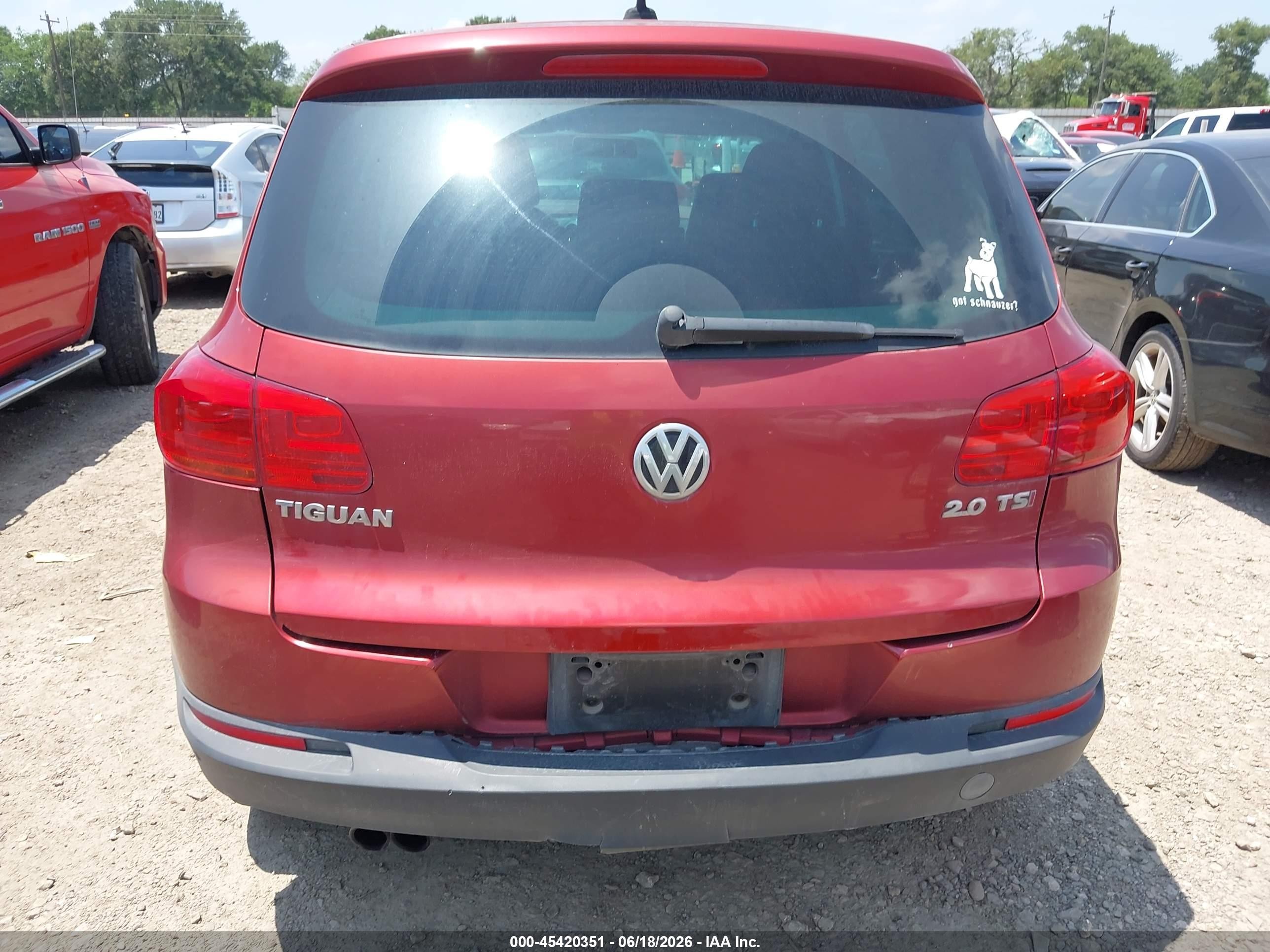 2014 Volkswagen Tiguan Se Maroon vin: WVGAV3AX9EW108569