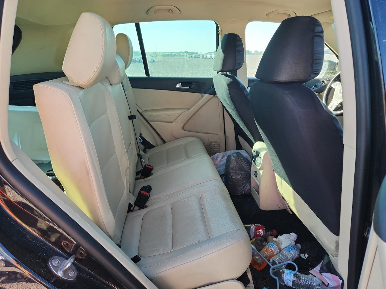 2014 Volkswagen Tiguan S Black vin: WVGAV3AX9EW558660