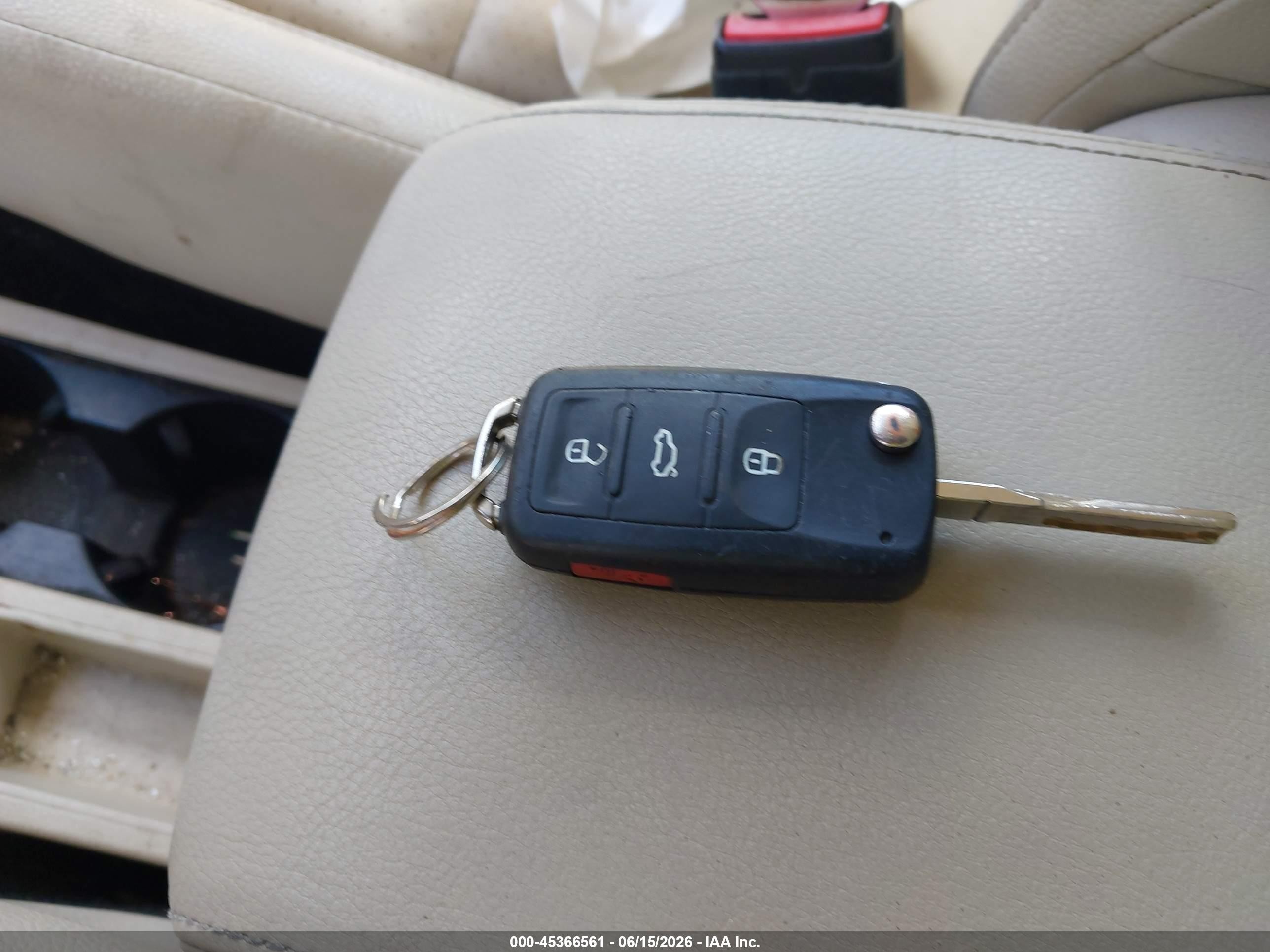 2014 Volkswagen Tiguan Se Серый vin: WVGAV3AXXEW042386