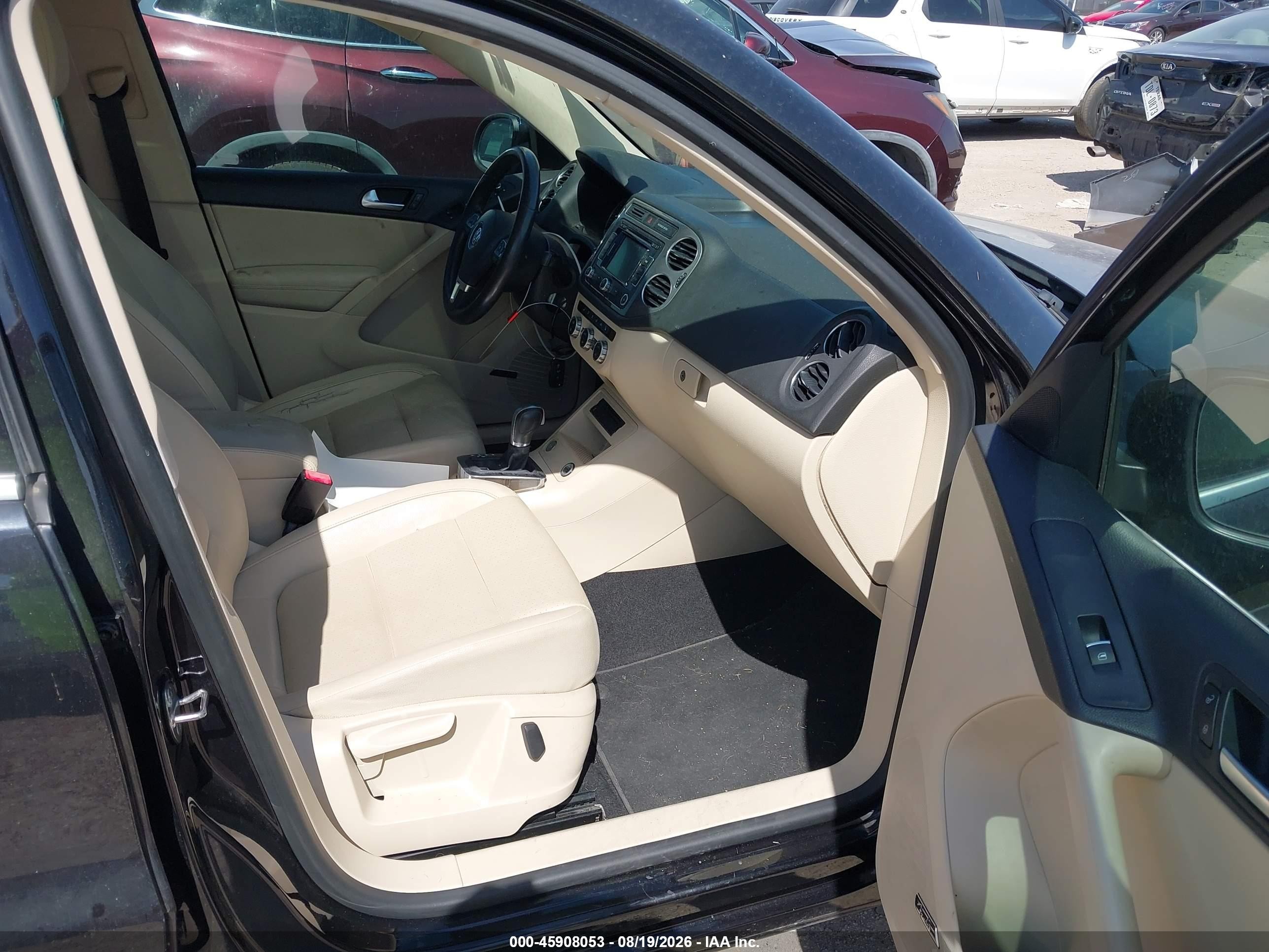 2014 Volkswagen Tiguan Sel Black vin: WVGAV3AXXEW548428