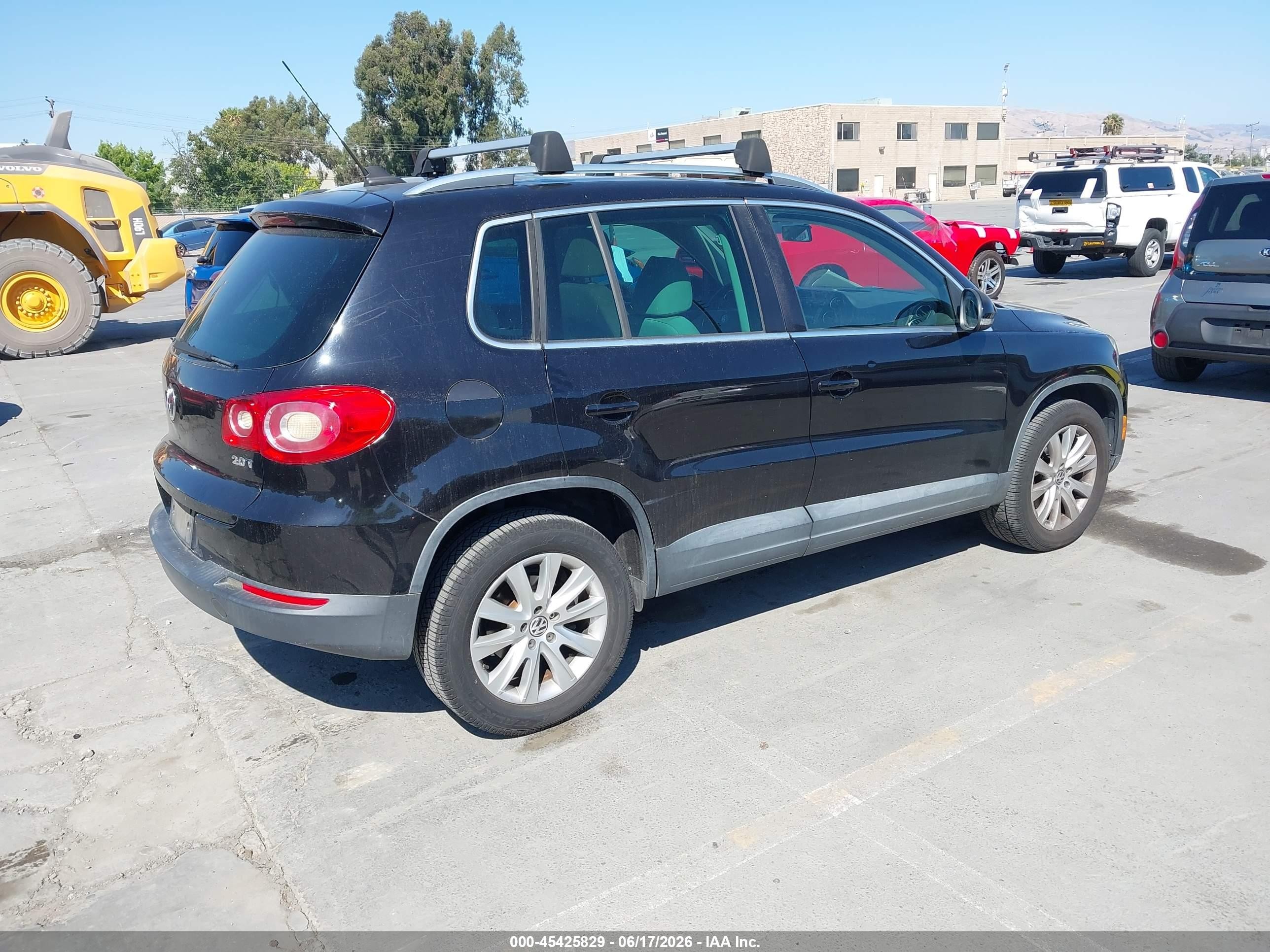 2009 Volkswagen Tiguan S/se/sel Black vin: WVGAV75N09W002307