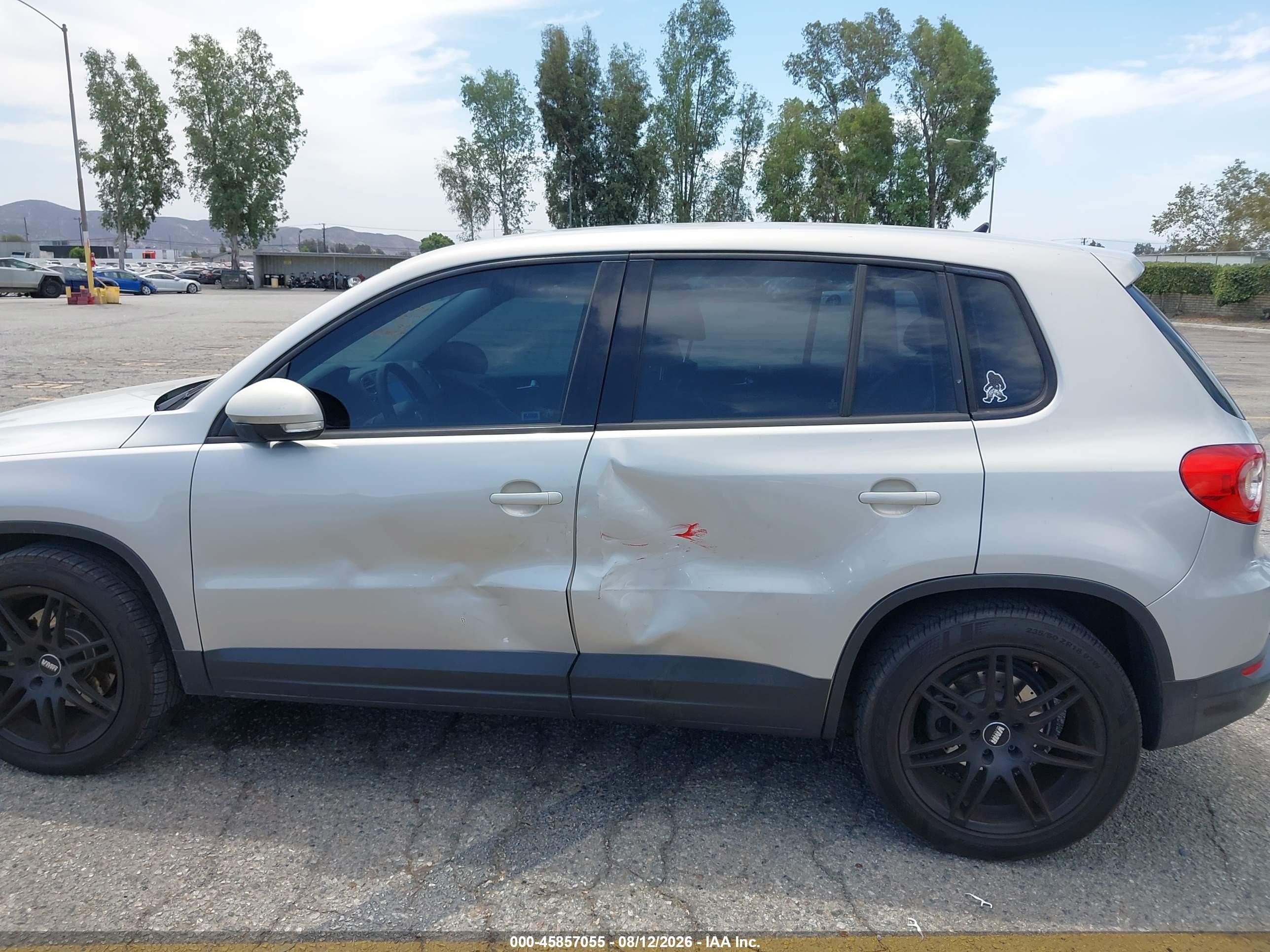 2009 Volkswagen Tiguan S/se/sel Silver vin: WVGAV75N09W516559