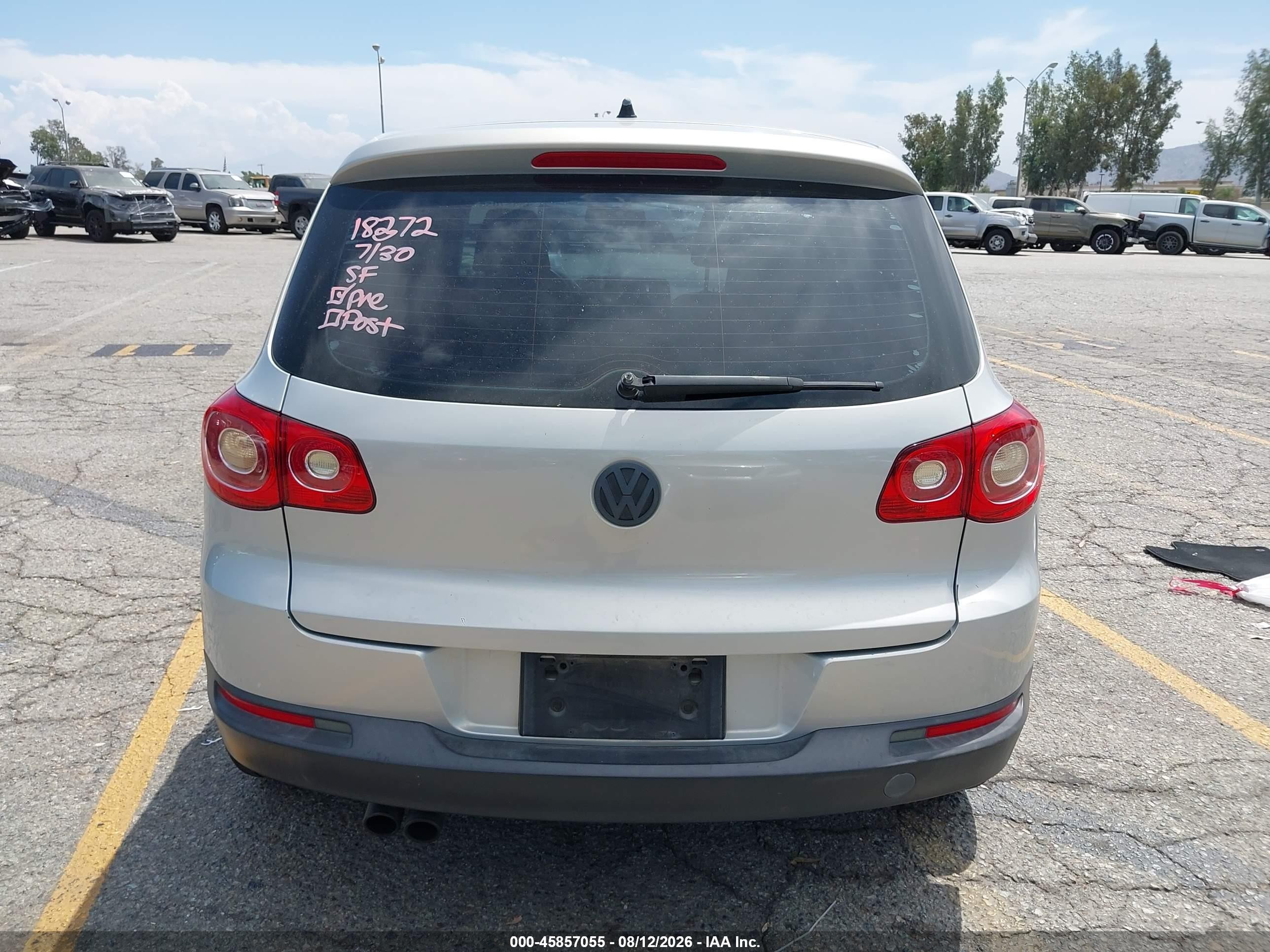 2009 Volkswagen Tiguan S/se/sel Silver vin: WVGAV75N09W516559