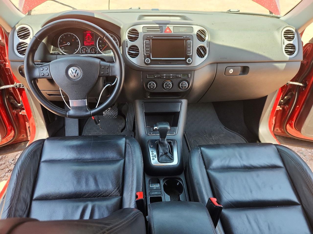 2009 Volkswagen Tiguan S Red vin: WVGAV75N19W526341