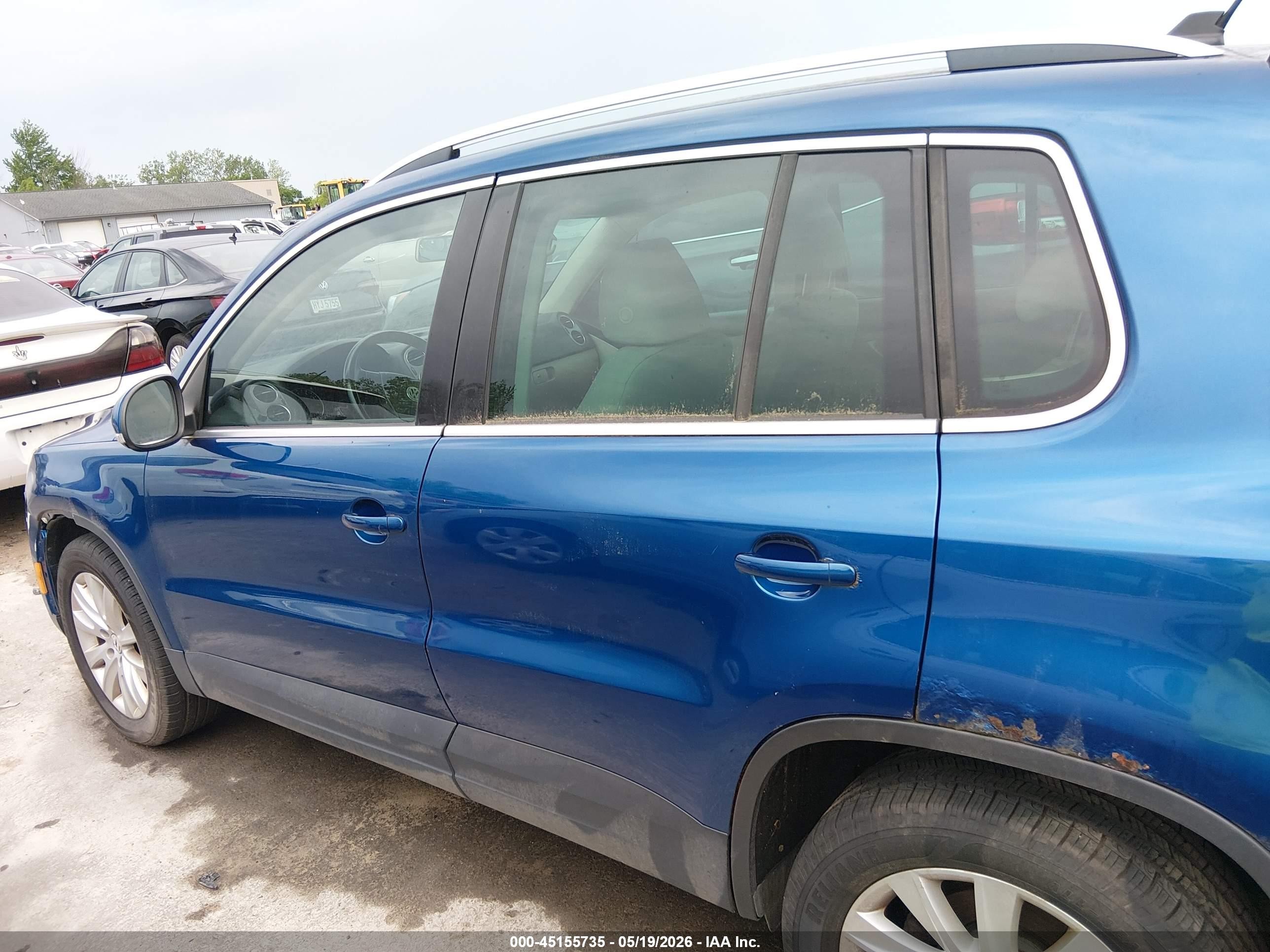 2009 Volkswagen Tiguan S/se/sel Blue vin: WVGAV75N39W003662