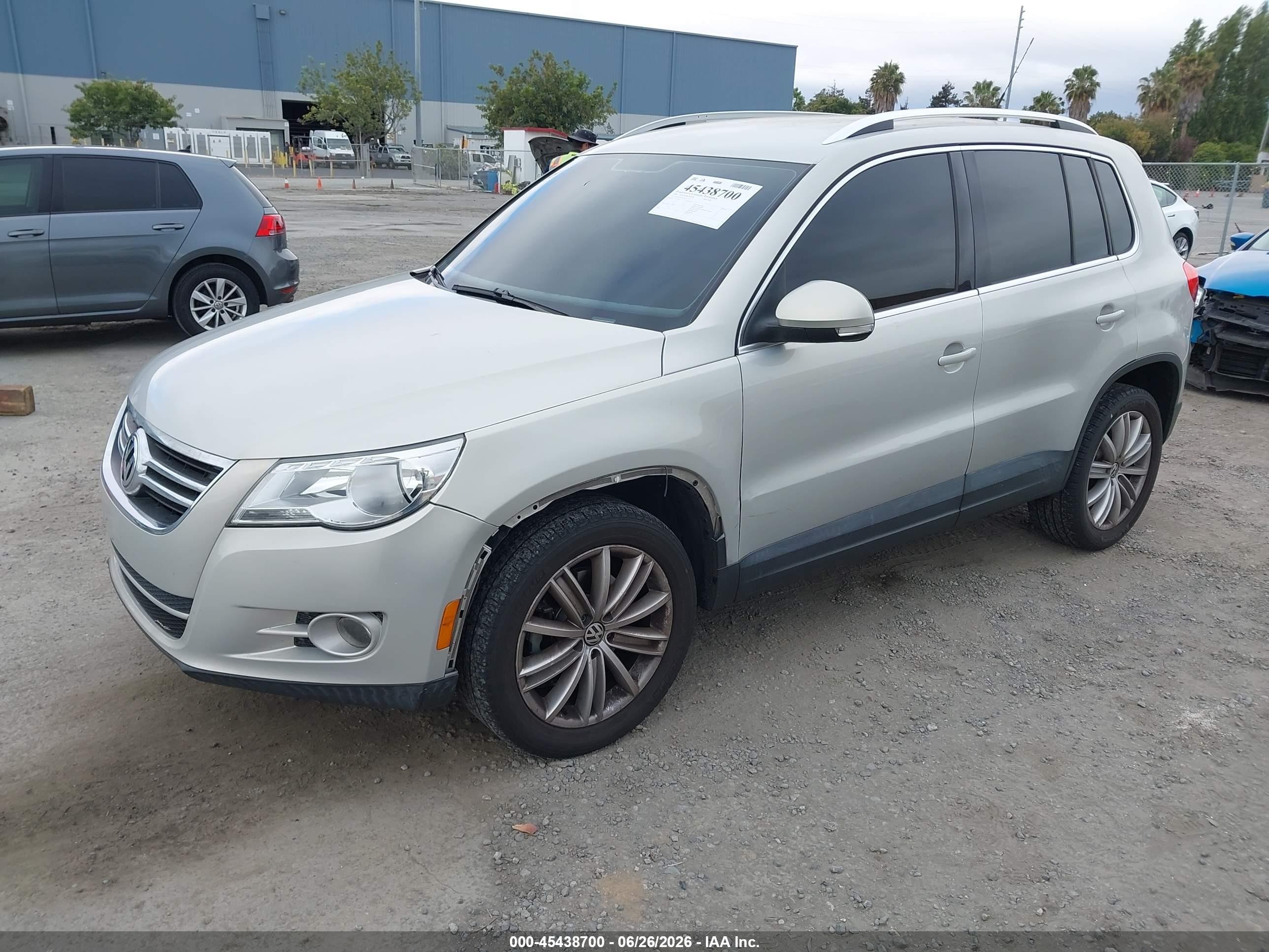 2009 Volkswagen Tiguan S/se/sel Silver vin: WVGAV75N39W514773