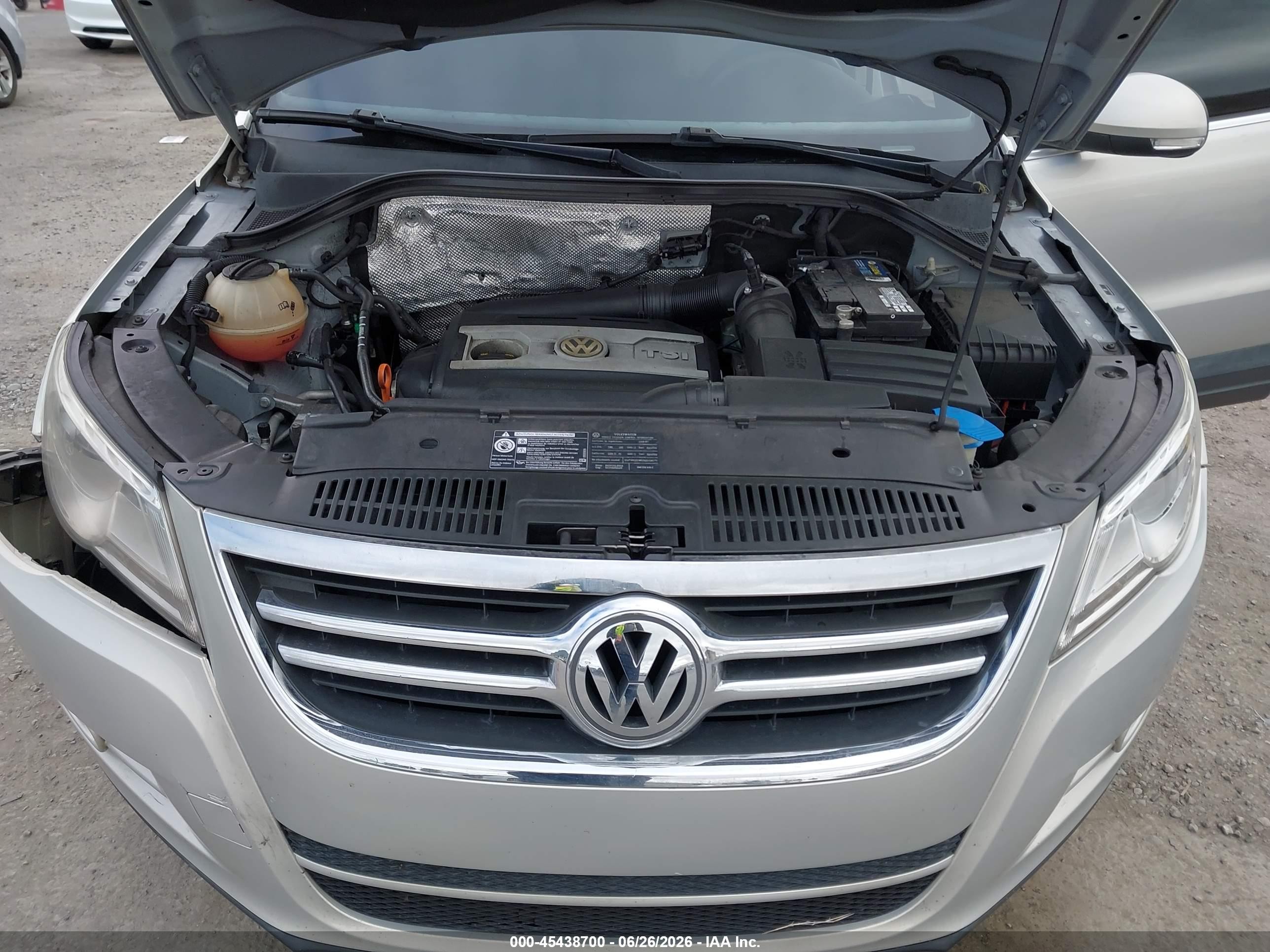 2009 Volkswagen Tiguan S/se/sel Silver vin: WVGAV75N39W514773