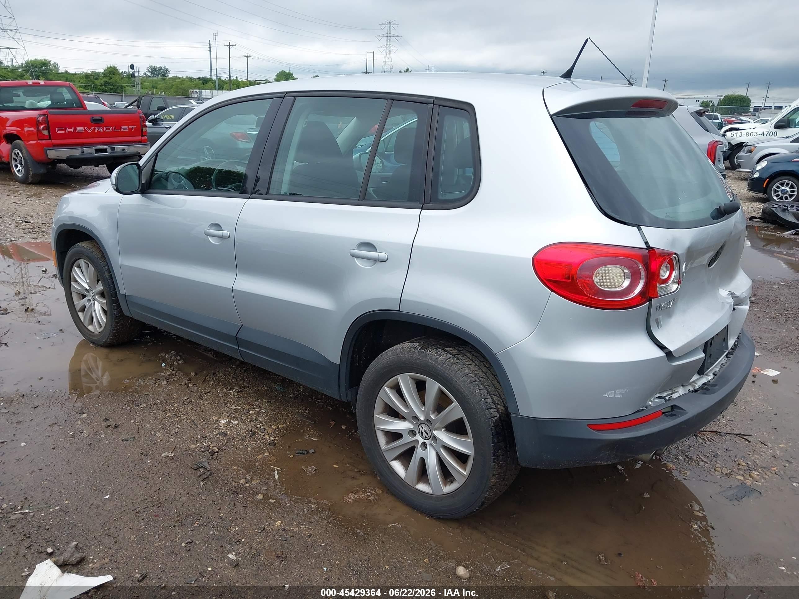 2009 Volkswagen Tiguan S/se/sel Silver vin: WVGAV75N59W002643