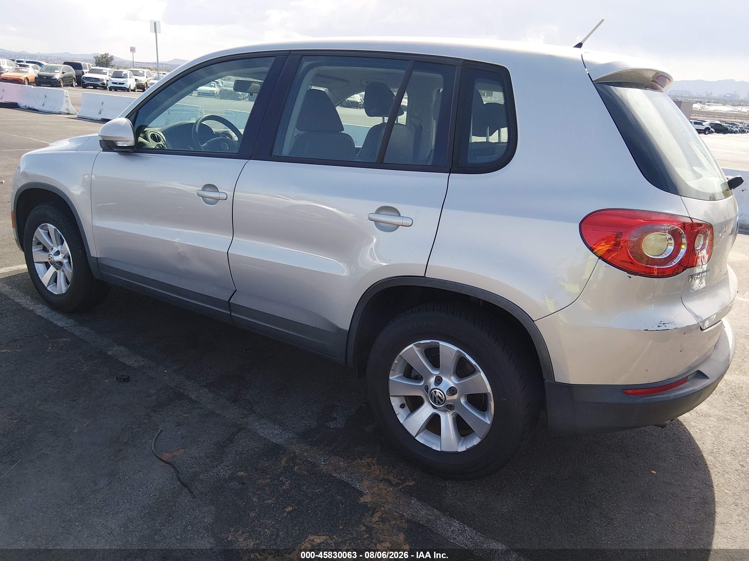 2009 Volkswagen Tiguan S/se/sel Silver vin: WVGAV75N69W514122