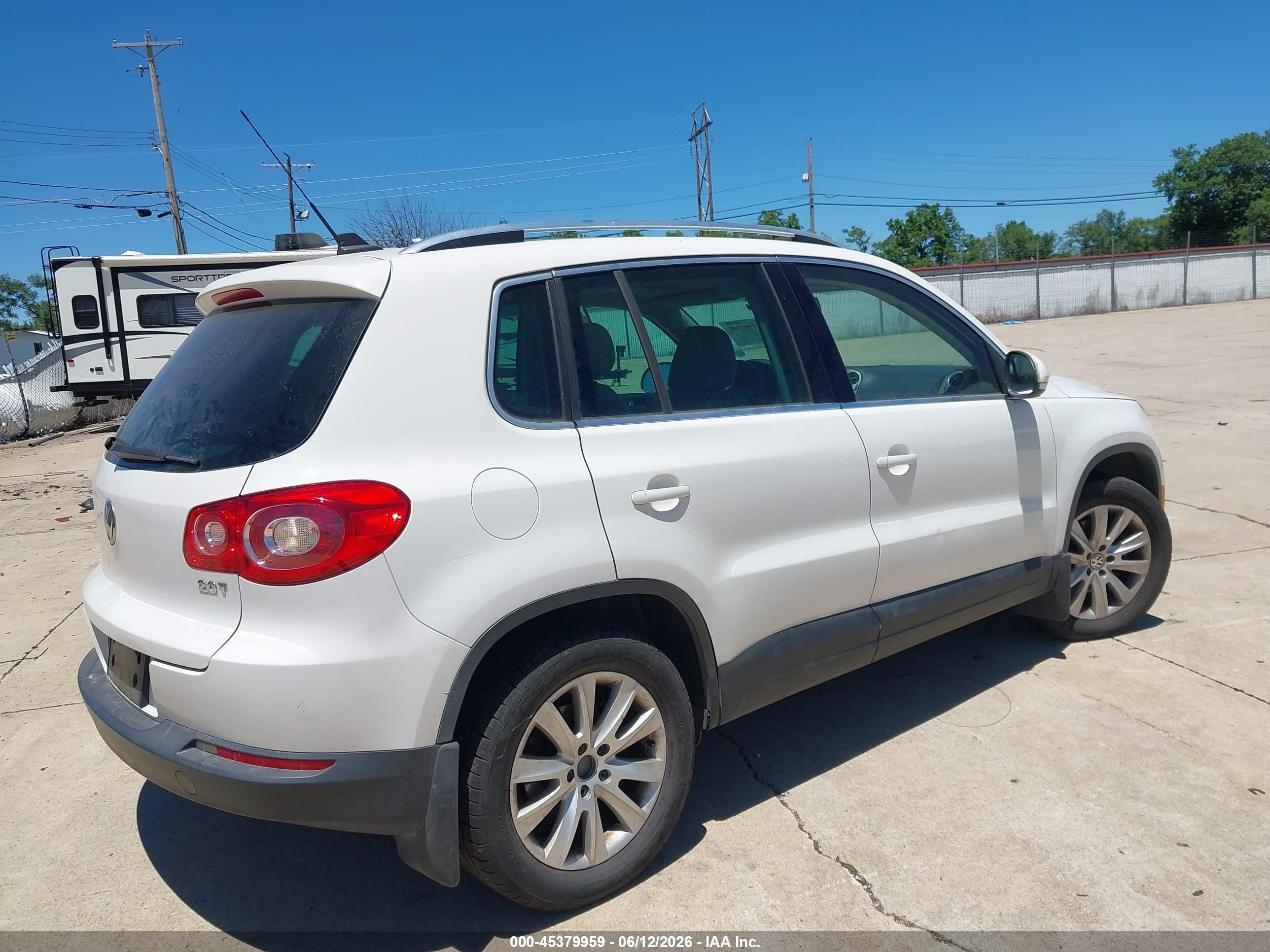 2009 Volkswagen Tiguan Se White vin: WVGAV75N79W544472