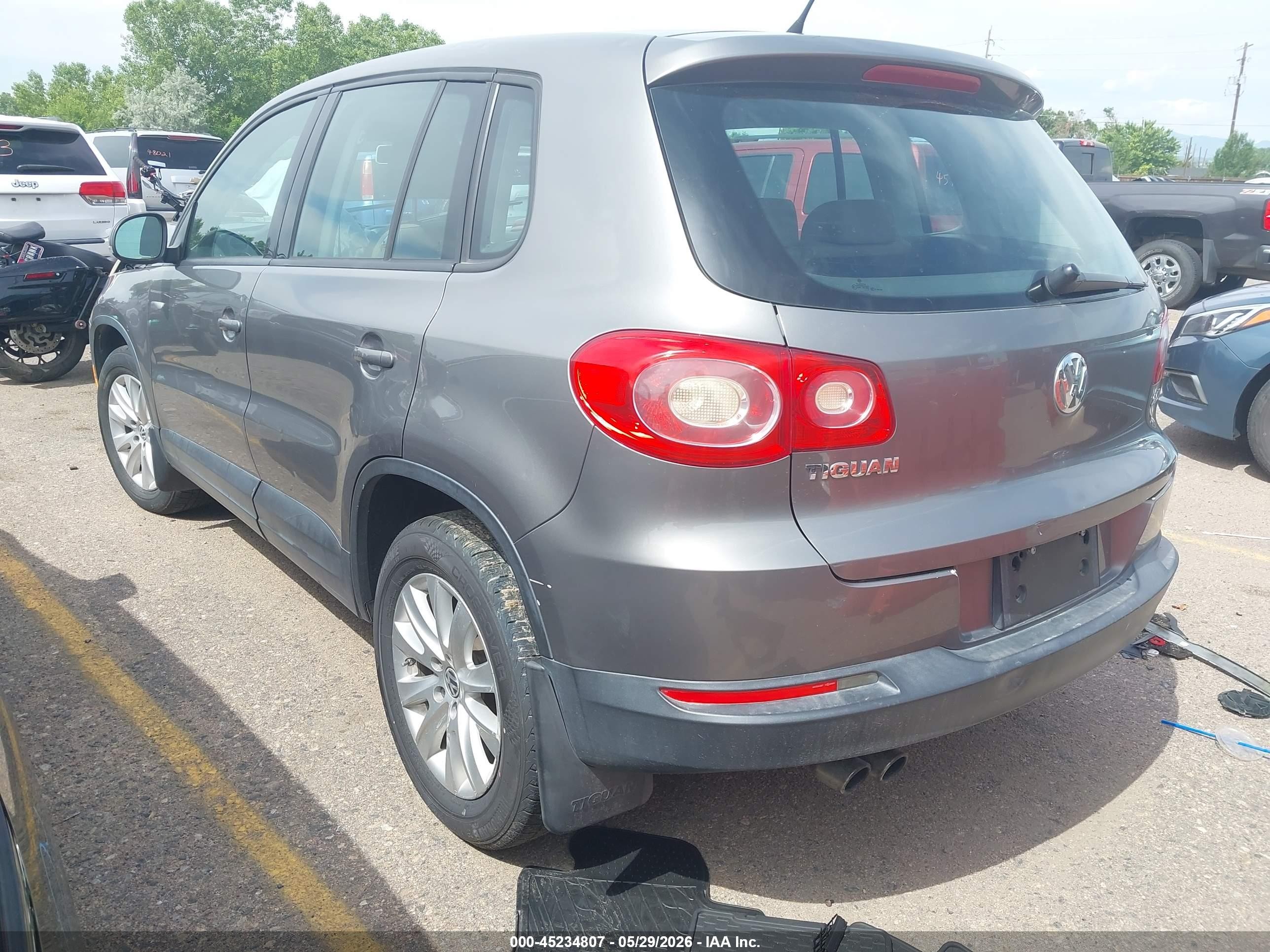 2009 Volkswagen Tiguan S/se/sel Gray vin: WVGAV75N89W004970