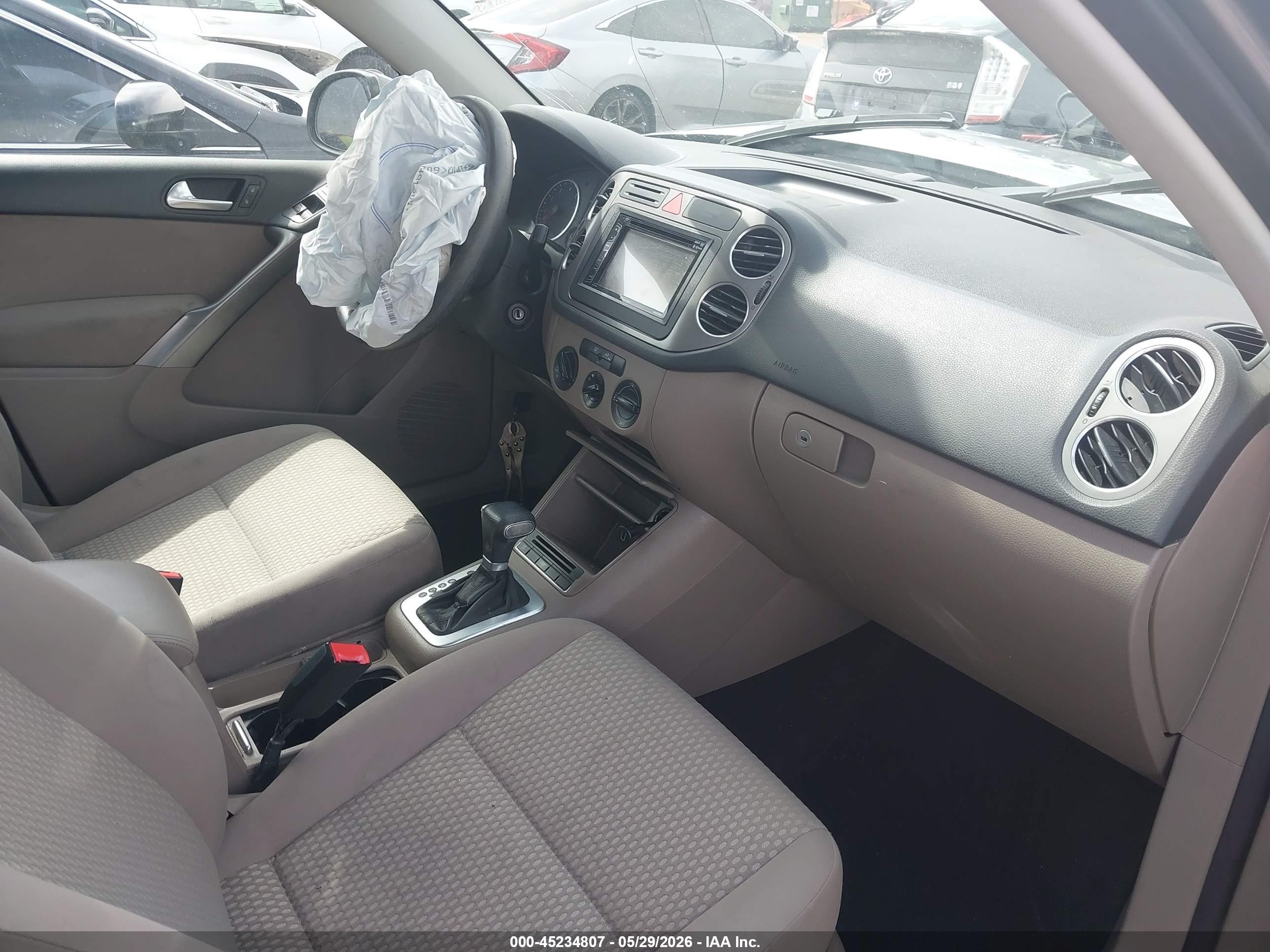 2009 Volkswagen Tiguan S/se/sel Gray vin: WVGAV75N89W004970
