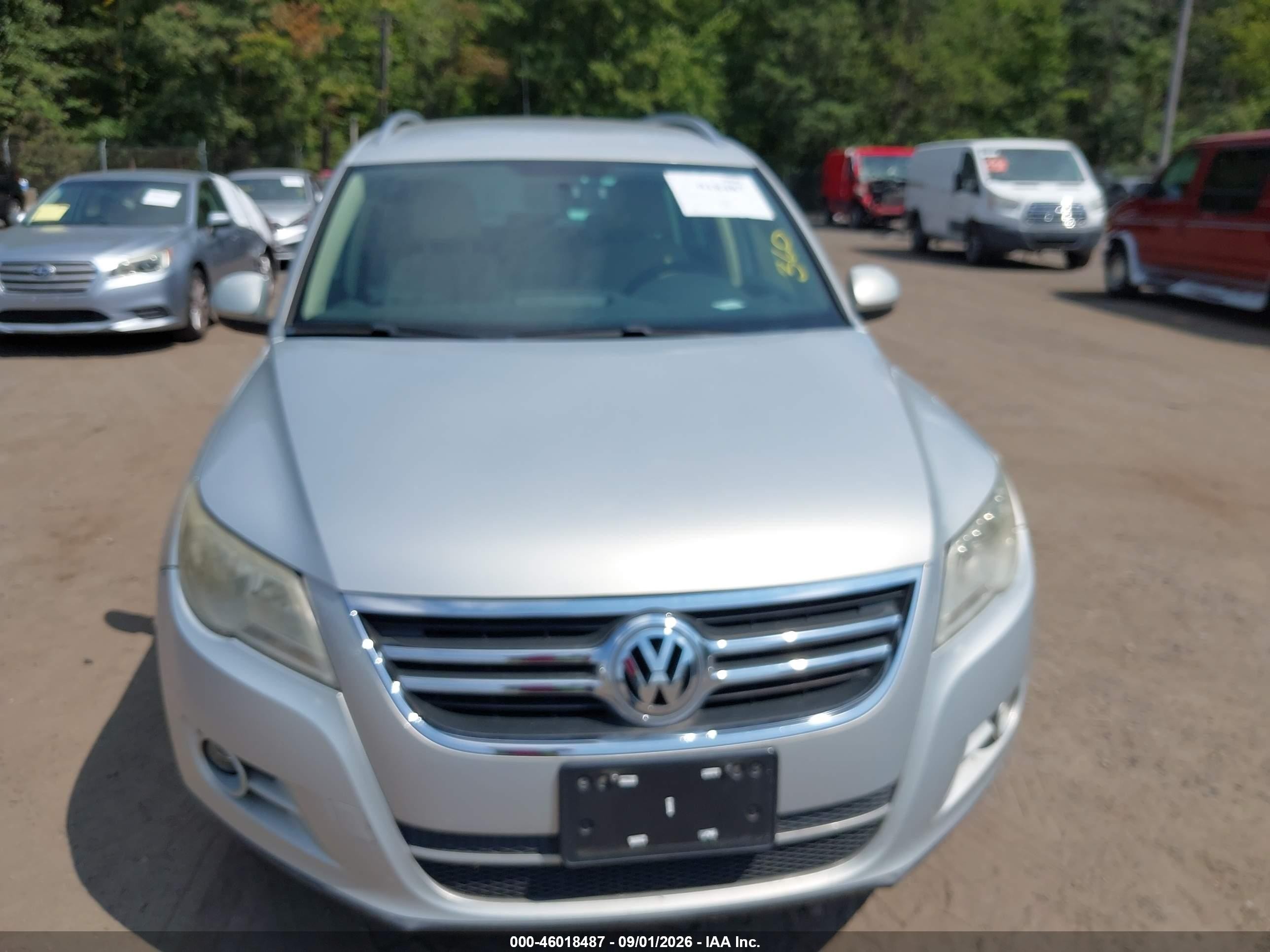 2009 Volkswagen Tiguan S/se/sel Gray vin: WVGAV75N89W519273