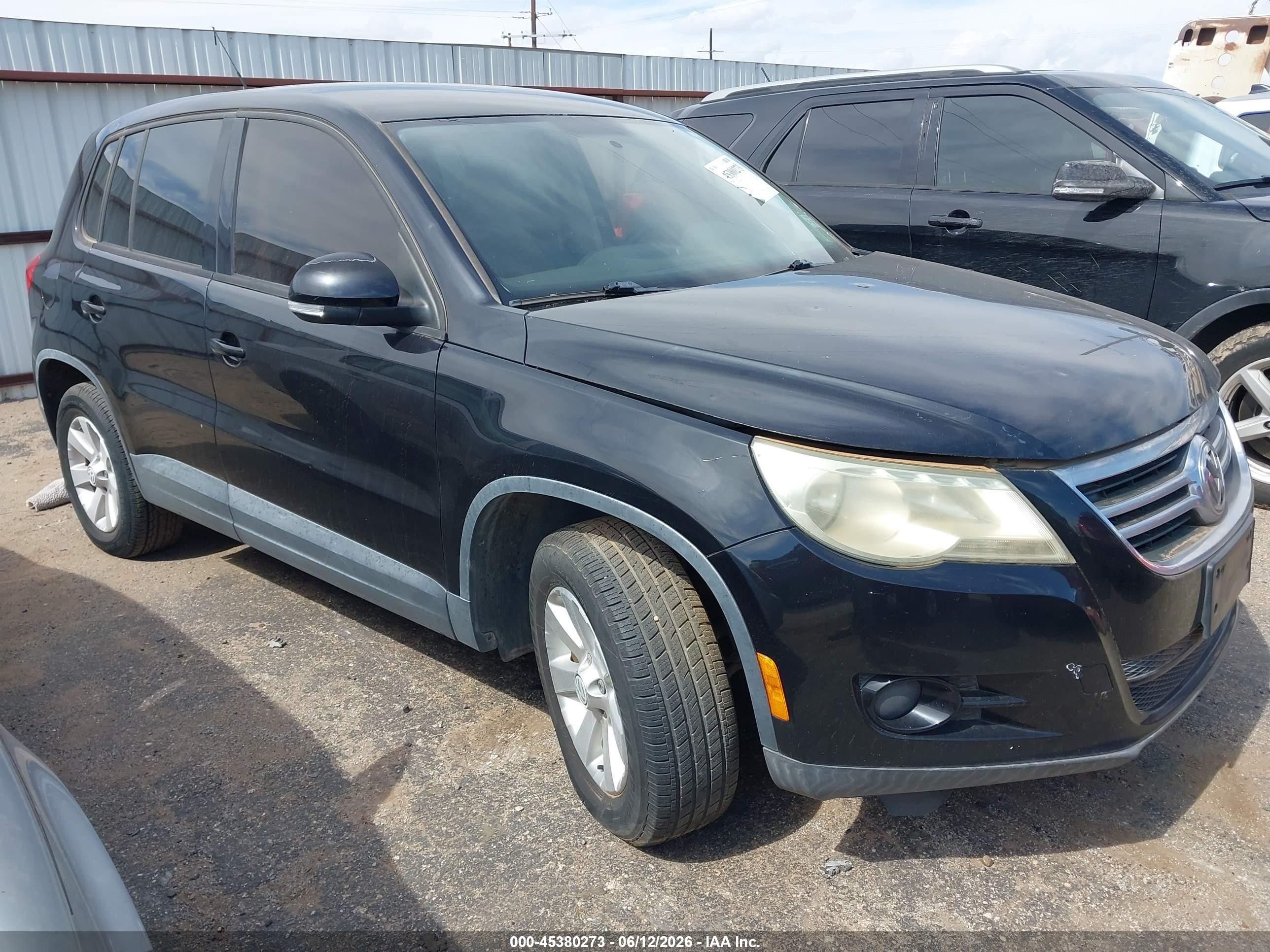 2009 Volkswagen Tiguan S Black vin: WVGAV75N89W523436
