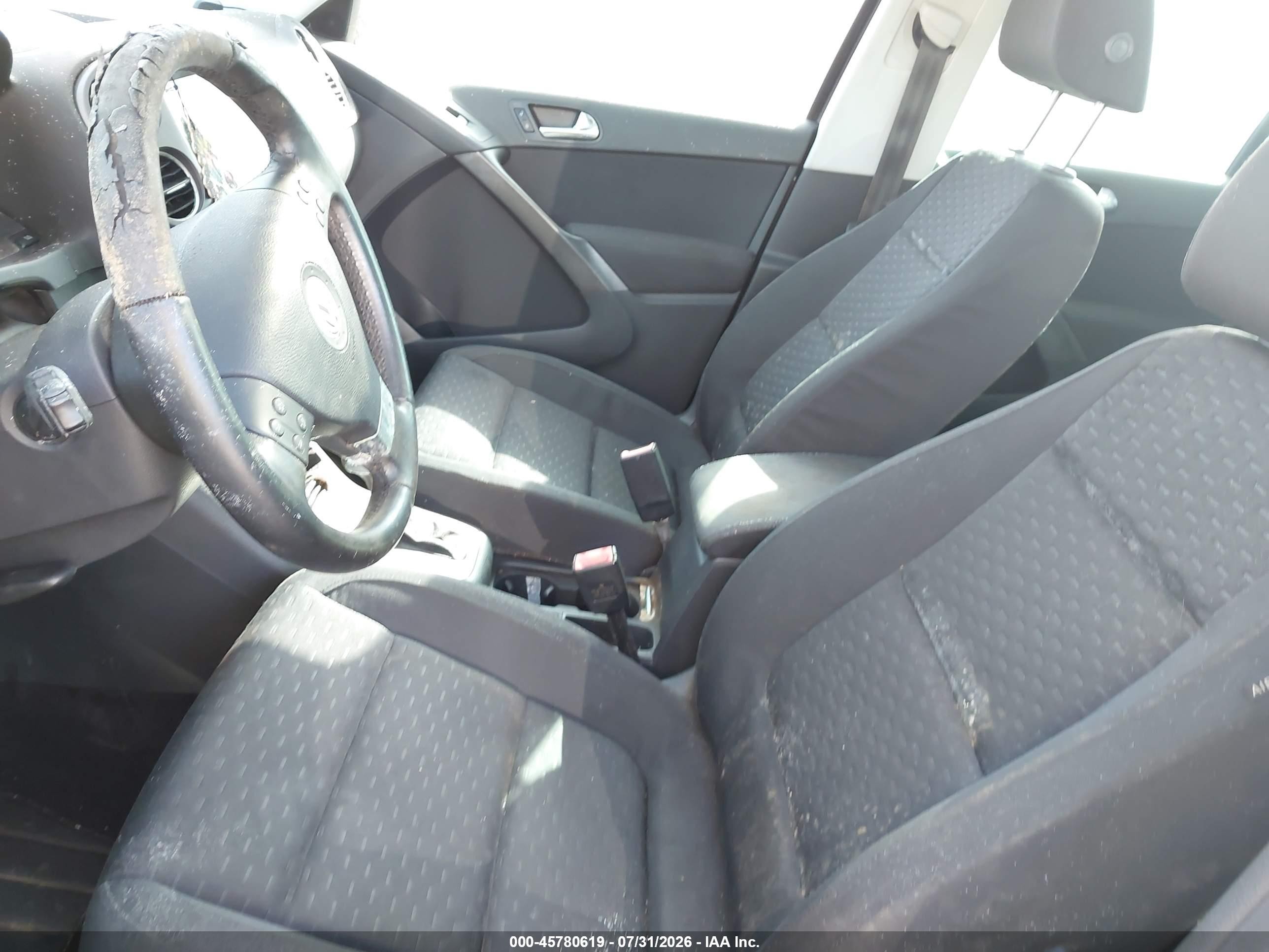 2009 Volkswagen Tiguan Se Black vin: WVGAV75NX9W526533