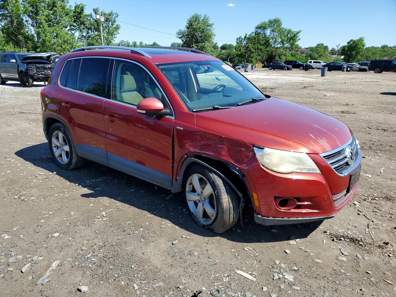 2010 Volkswagen Tiguan S Red vin: WVGAV7AX0AW001721