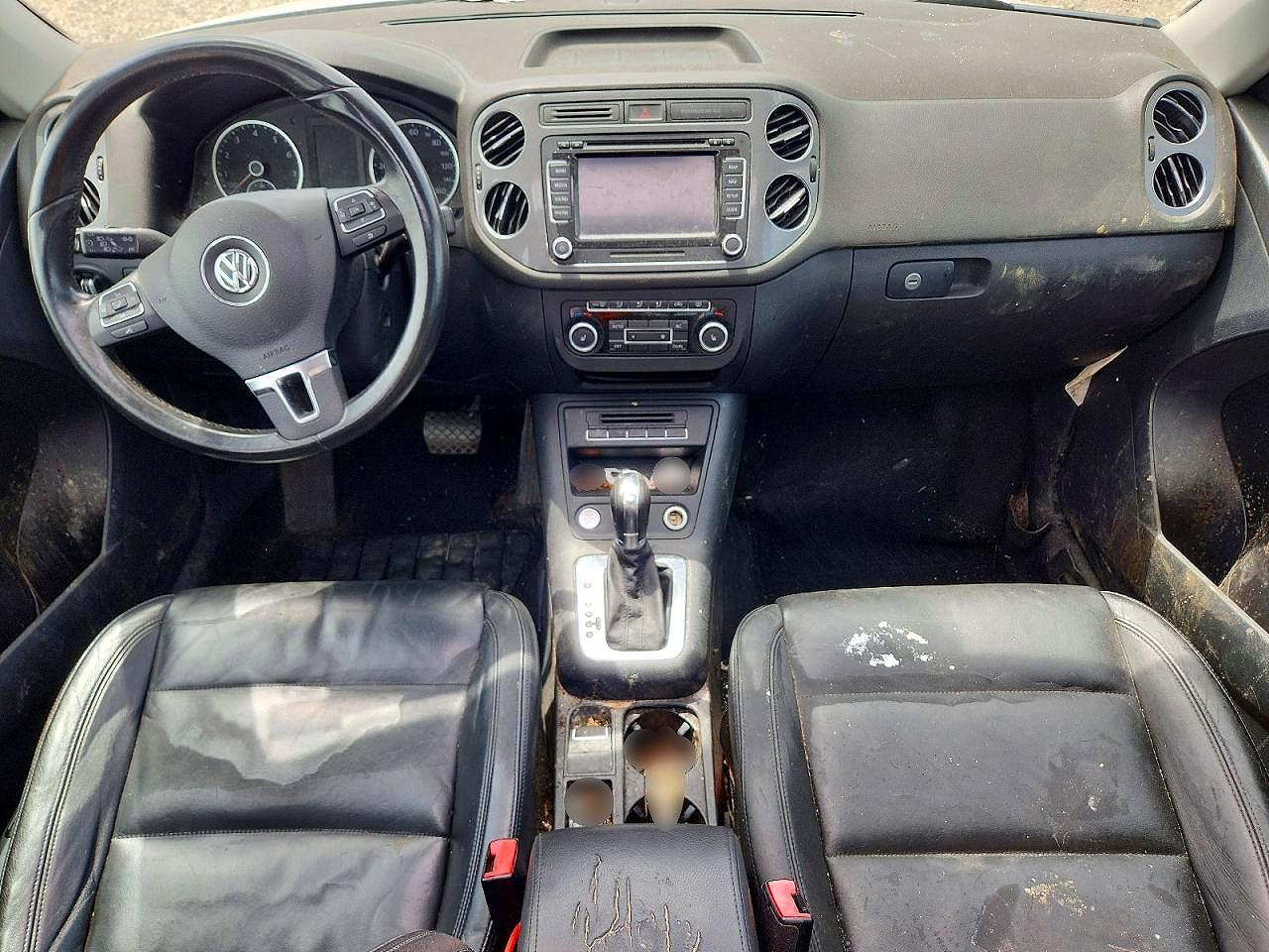 2012 Volkswagen Tiguan S White vin: WVGAV7AX0CW001804