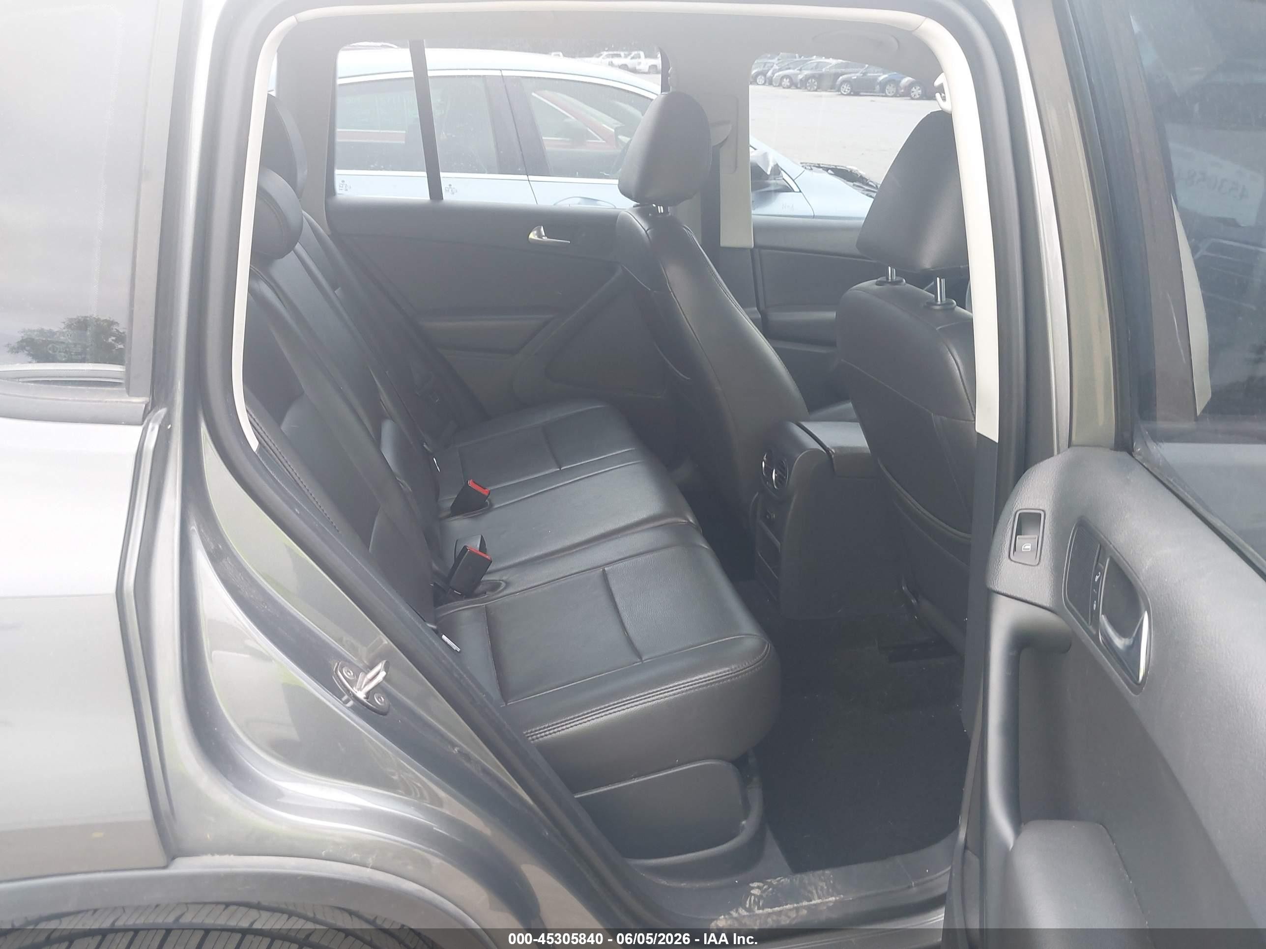 2012 Volkswagen Tiguan S Gray vin: WVGAV7AX0CW006372