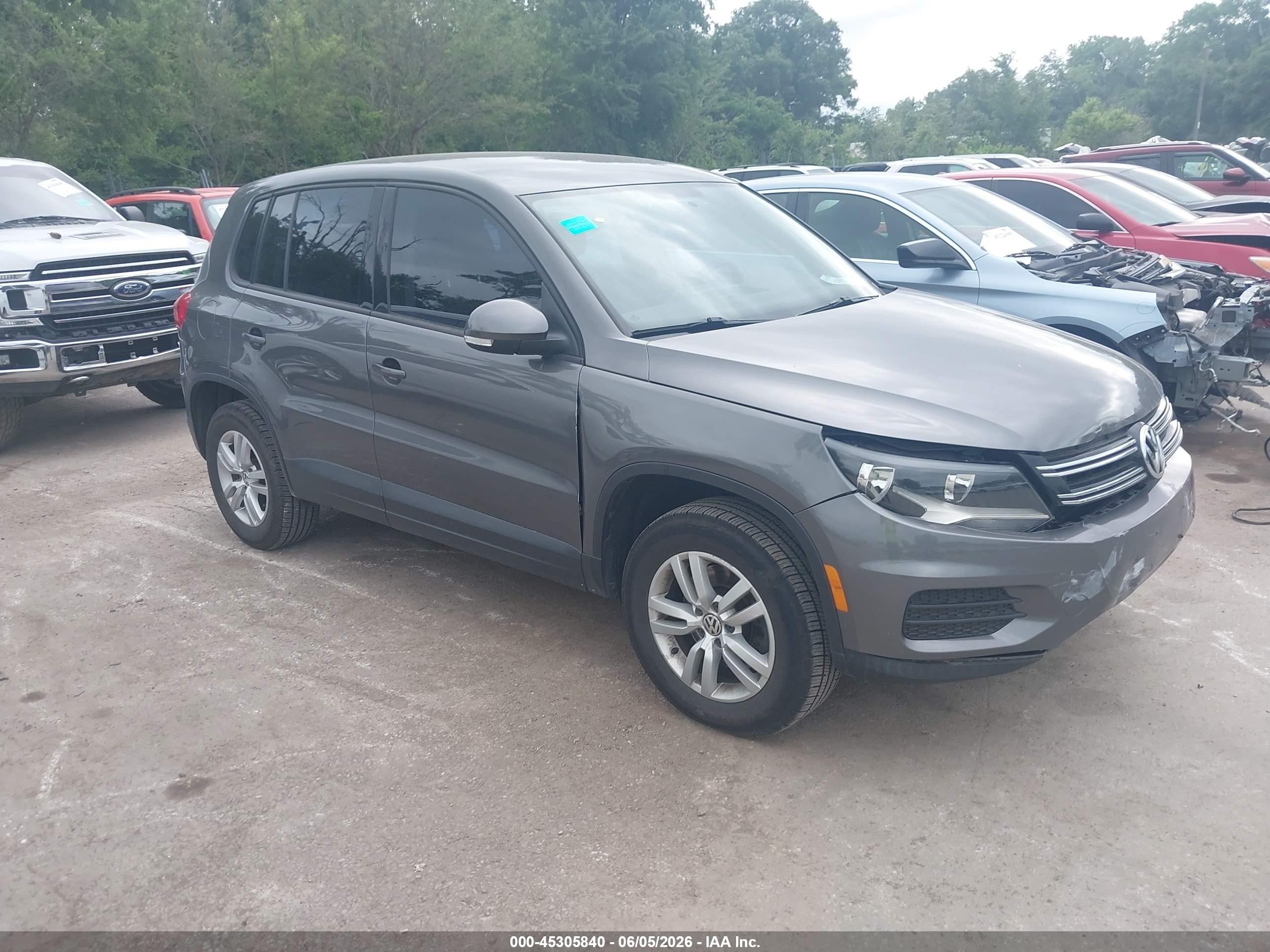 2012 Volkswagen Tiguan S Gray vin: WVGAV7AX0CW006372