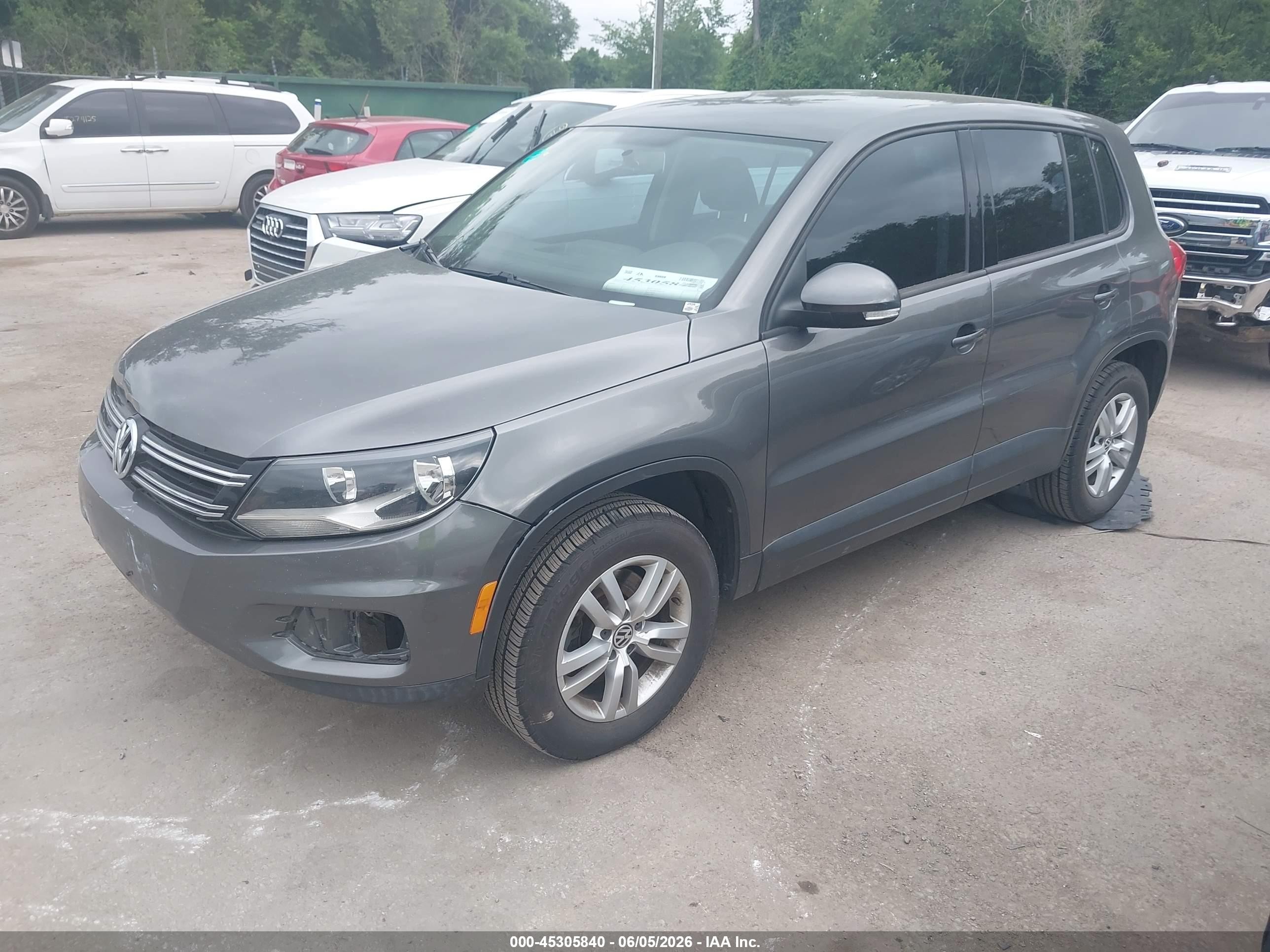 2012 Volkswagen Tiguan S Gray vin: WVGAV7AX0CW006372