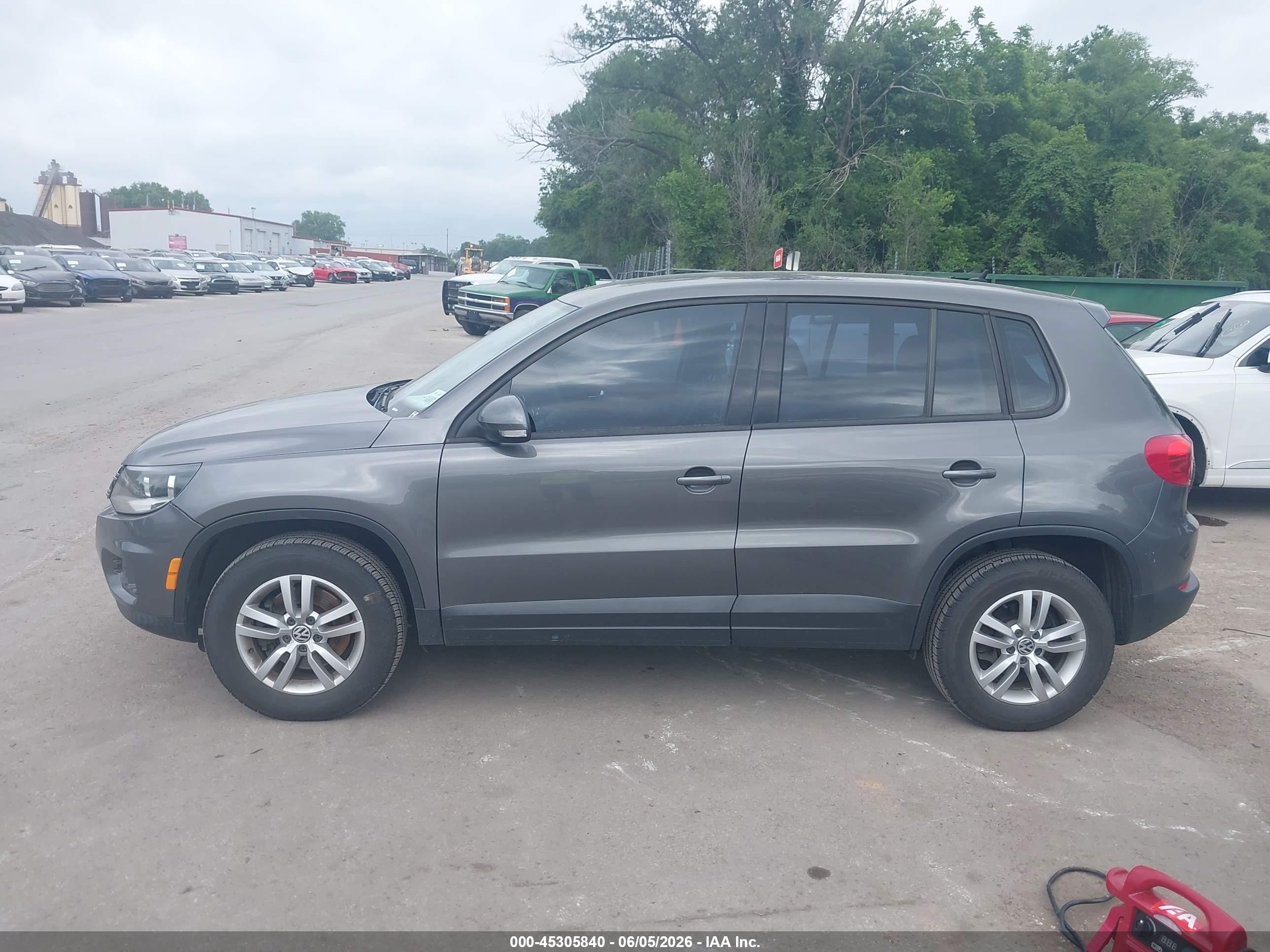 2012 Volkswagen Tiguan S Gray vin: WVGAV7AX0CW006372