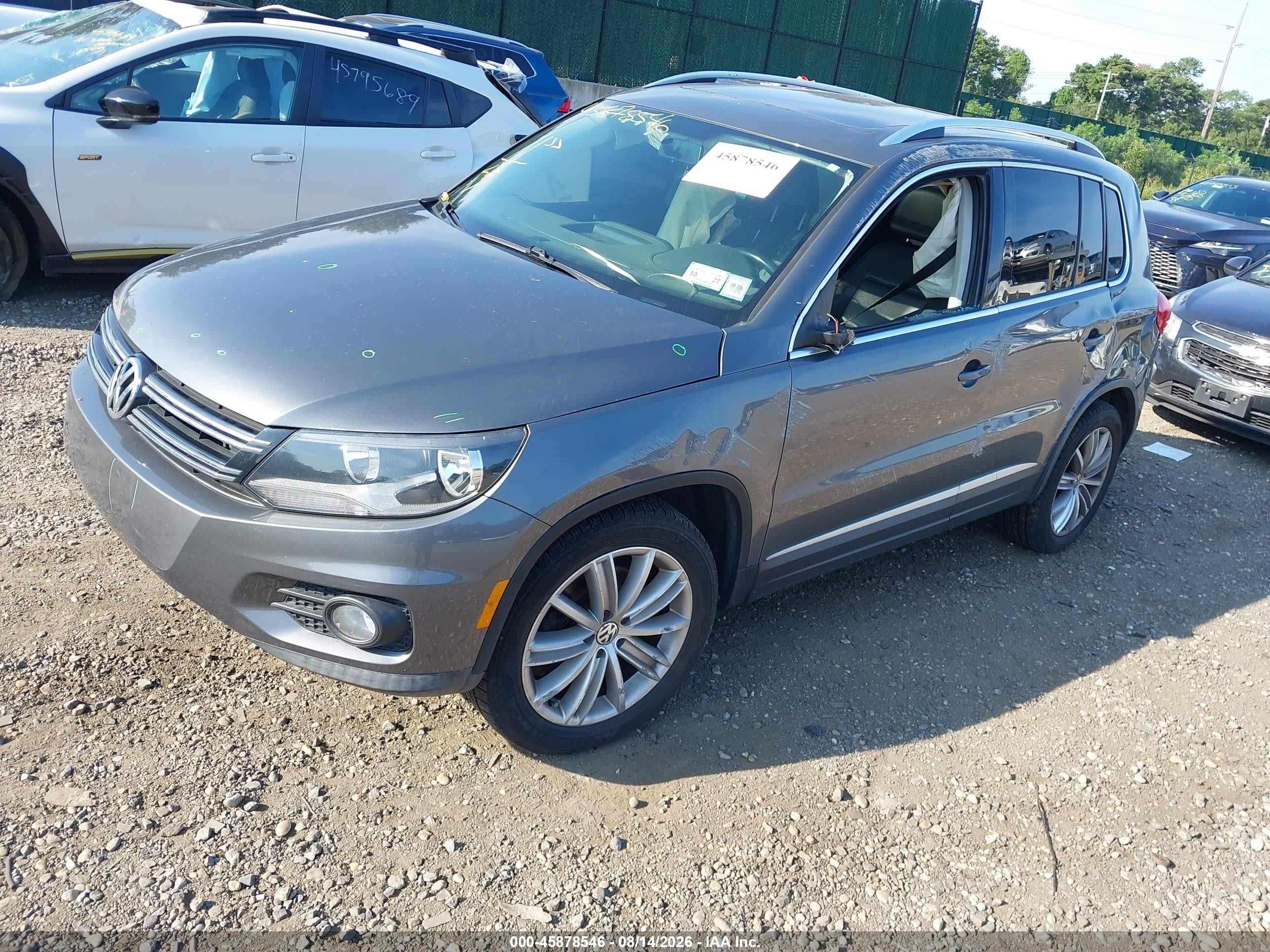 2012 Volkswagen Tiguan Se Gray vin: WVGAV7AX0CW088393