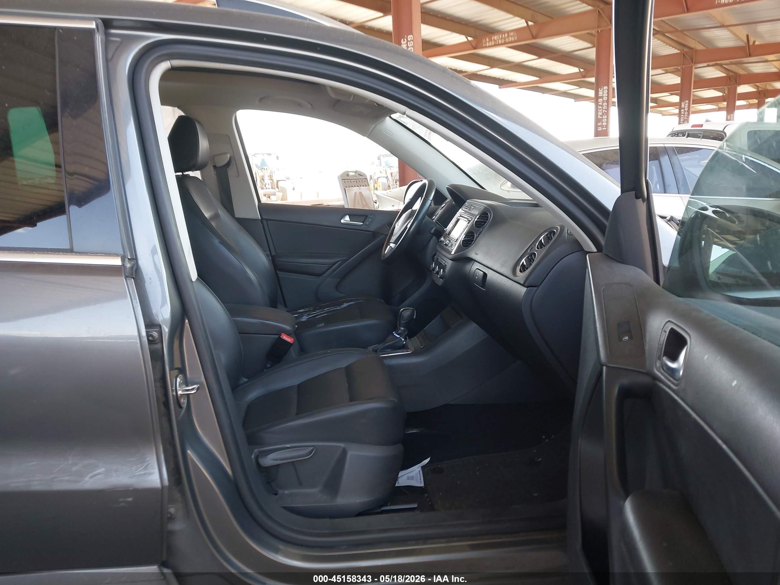 2012 Volkswagen Tiguan Se Gray vin: WVGAV7AX0CW093254