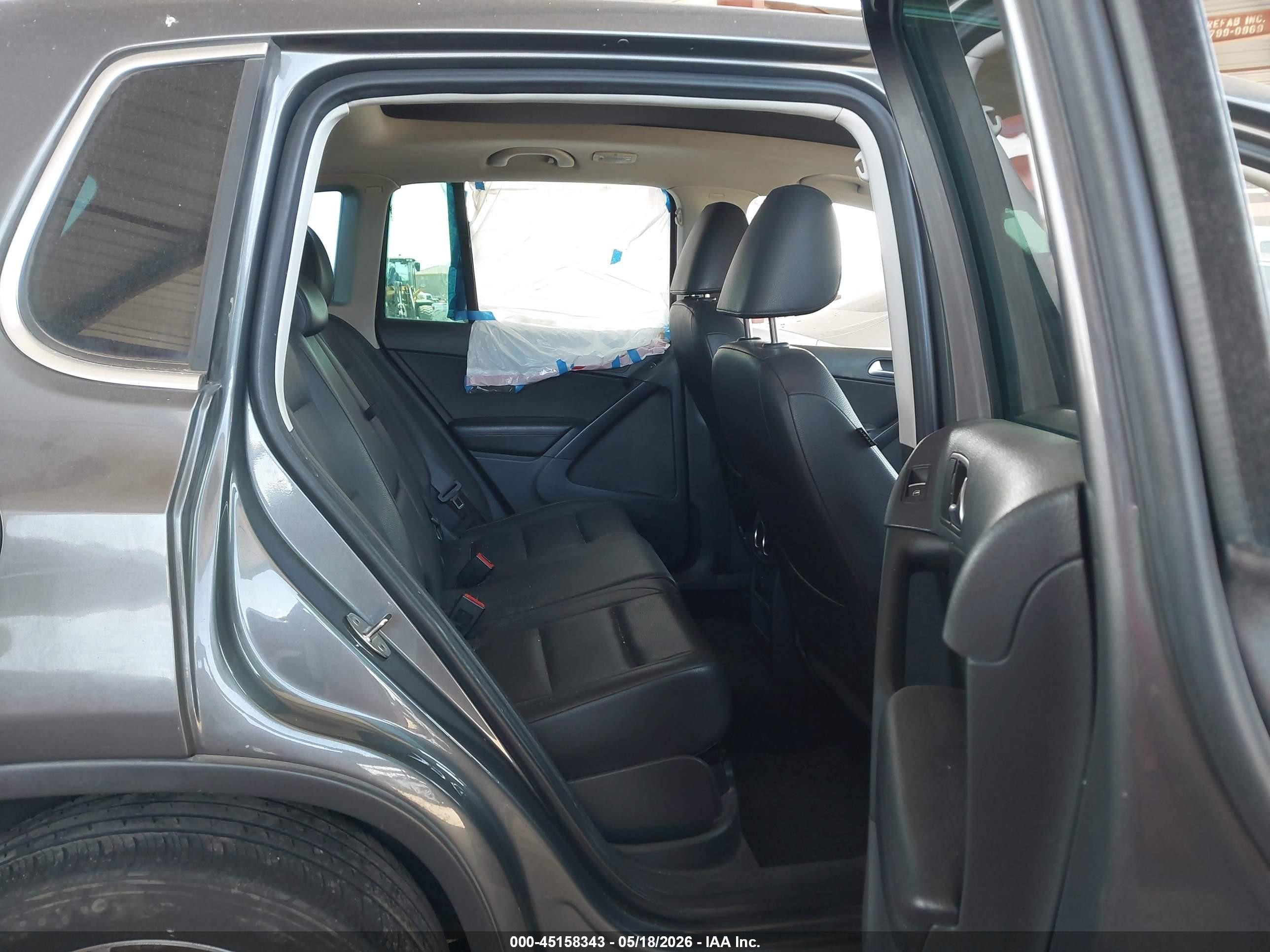 2012 Volkswagen Tiguan Se Gray vin: WVGAV7AX0CW093254