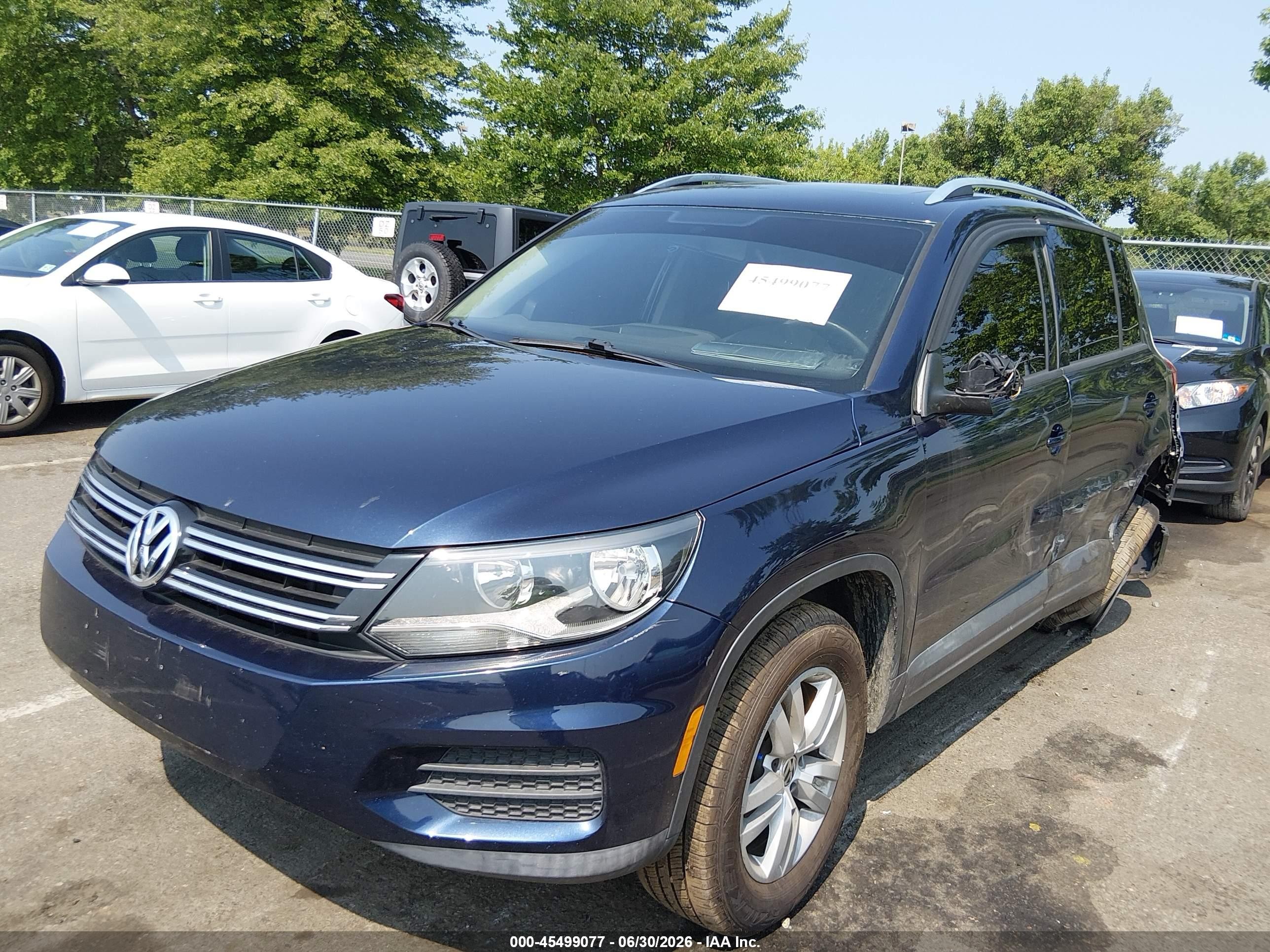 2012 Volkswagen Tiguan S Dark Blue vin: WVGAV7AX0CW546532
