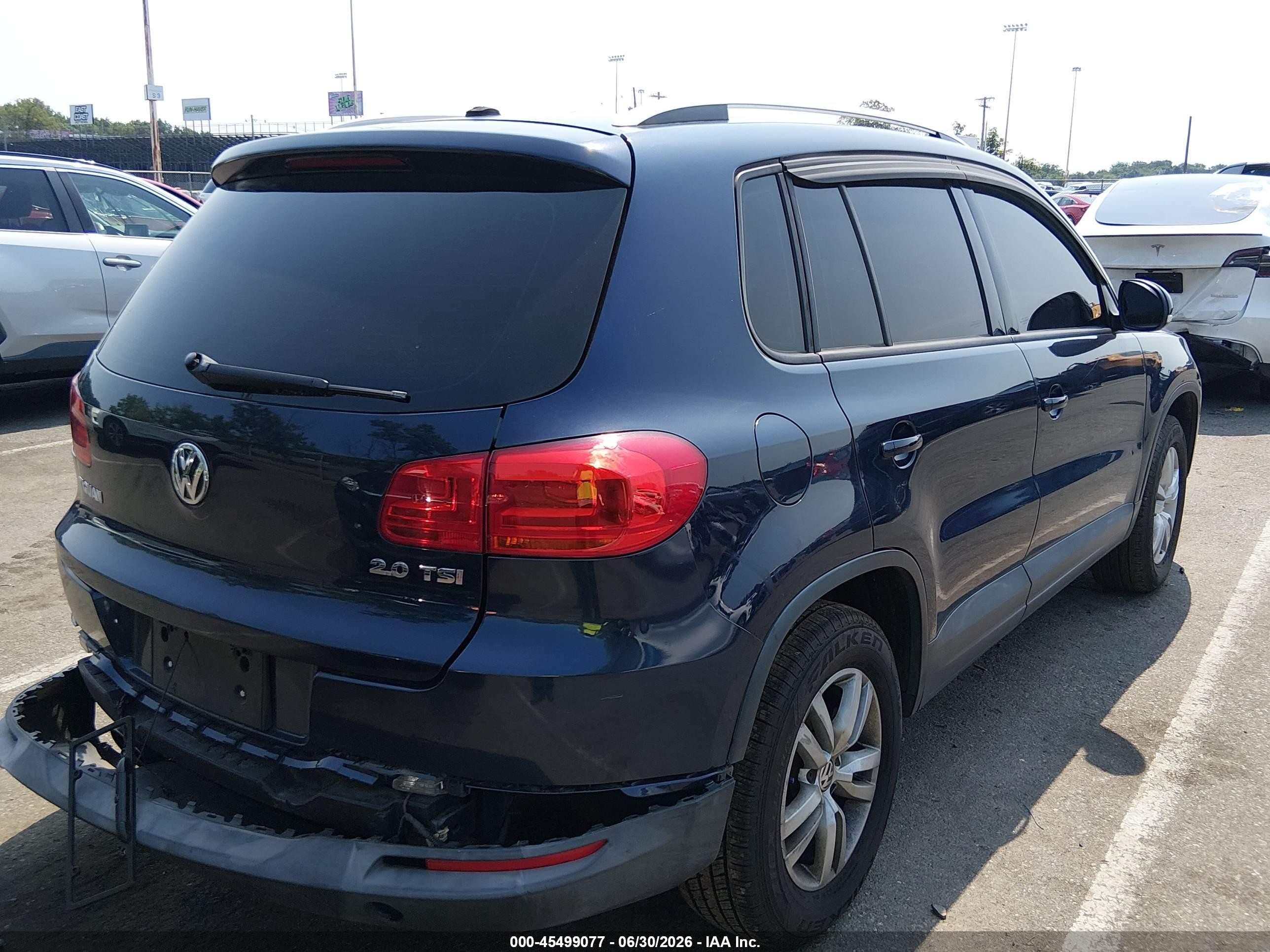2012 Volkswagen Tiguan S Dark Blue vin: WVGAV7AX0CW546532
