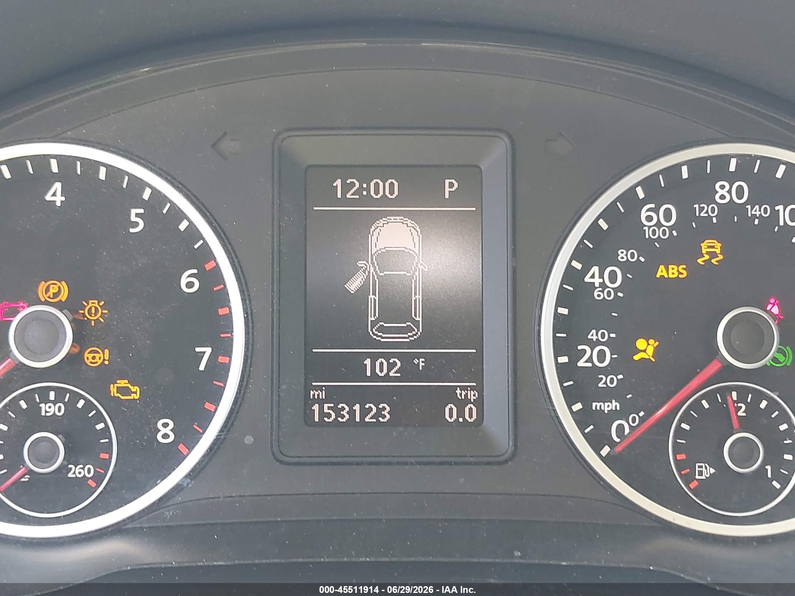 2015 Volkswagen Tiguan S Gray vin: WVGAV7AX0FW547202