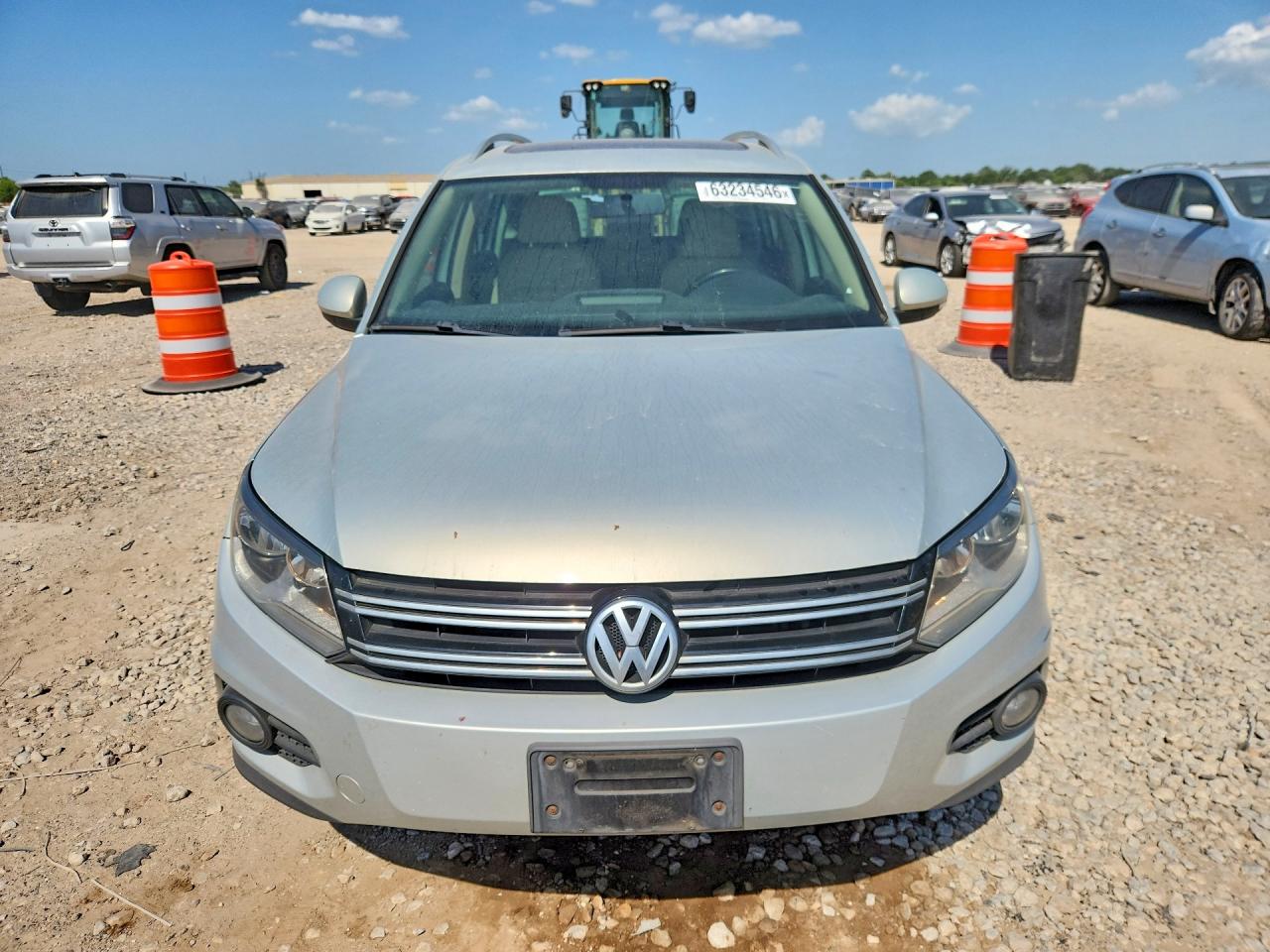 2015 Volkswagen Tiguan S Silver vin: WVGAV7AX0FW563125