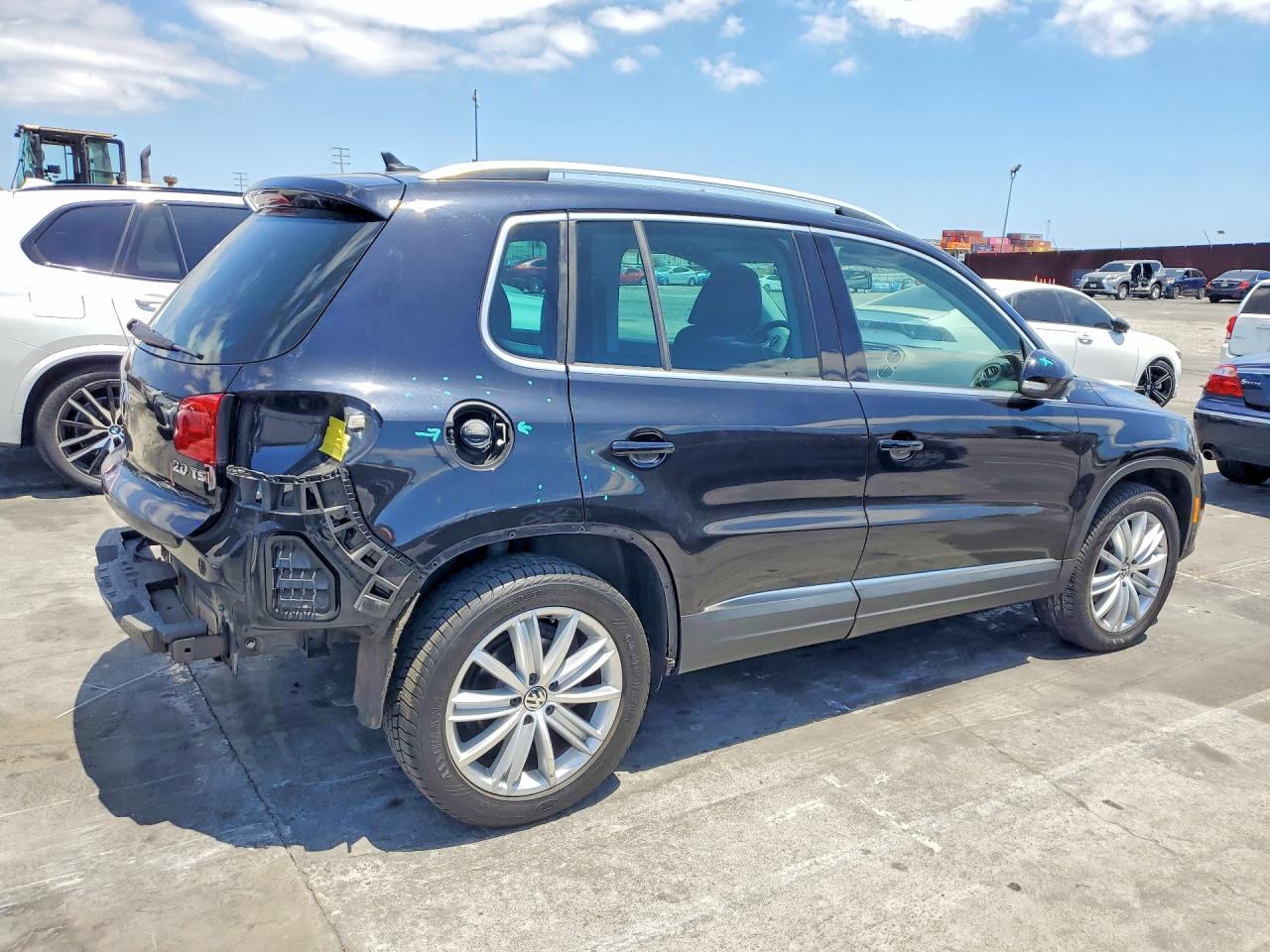 2015 Volkswagen Tiguan S Black vin: WVGAV7AX0FW569085